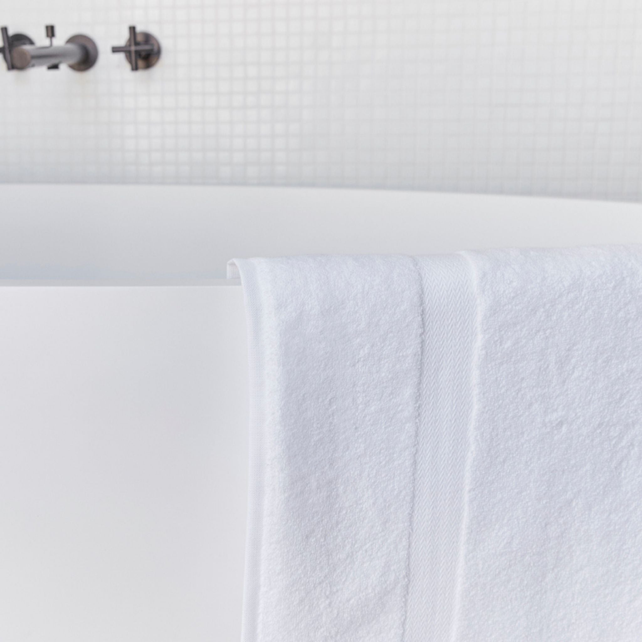 White Almonda - Torres Novas