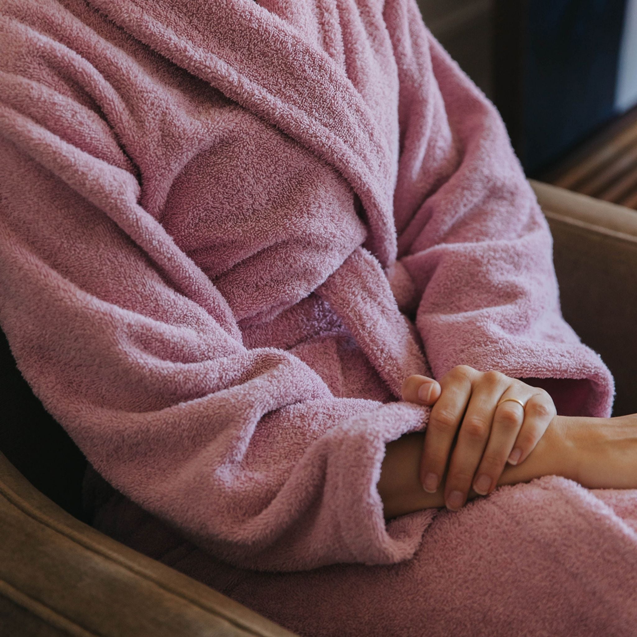 Old pink bathrobe - Torres Novas