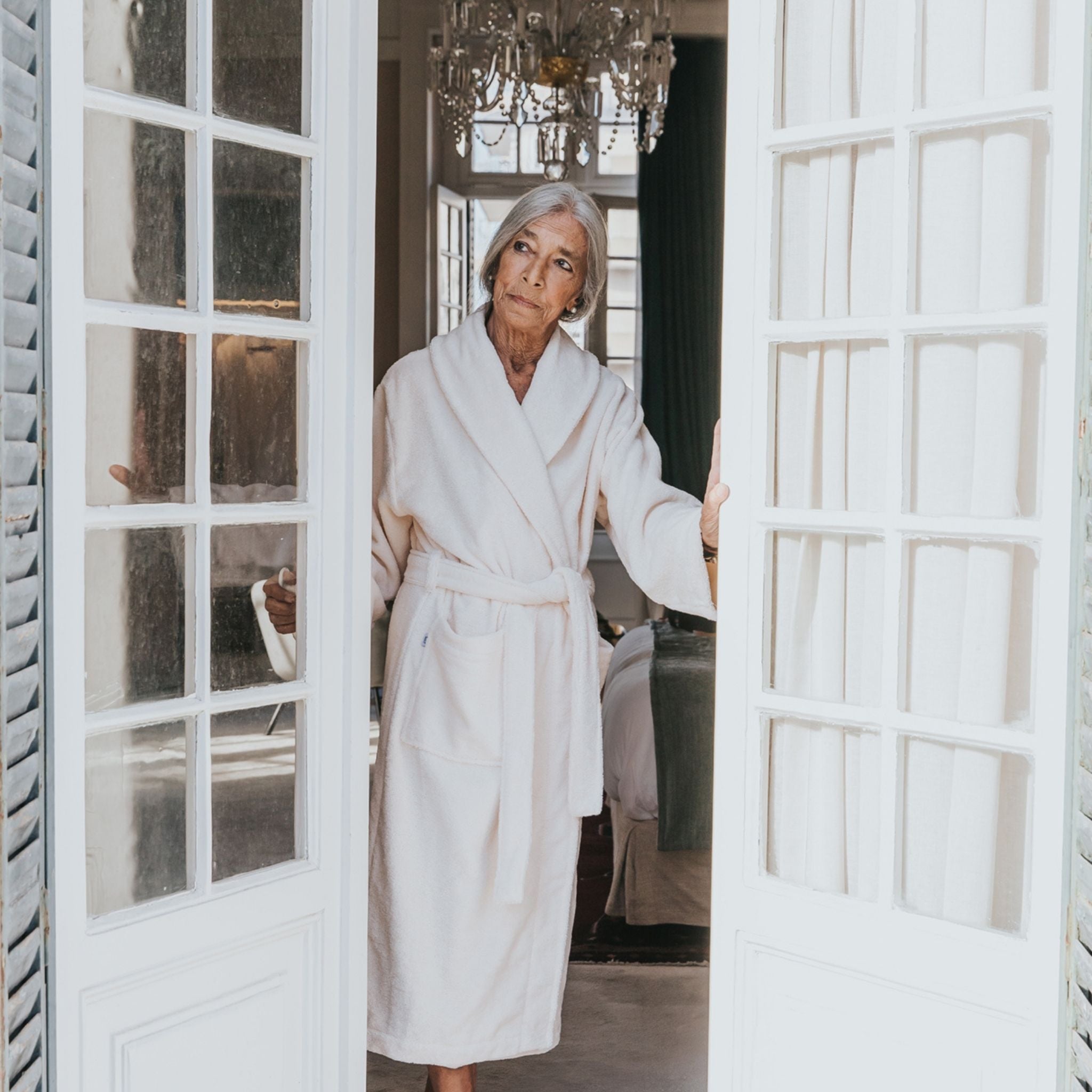 White bathrobe - Torres Novas