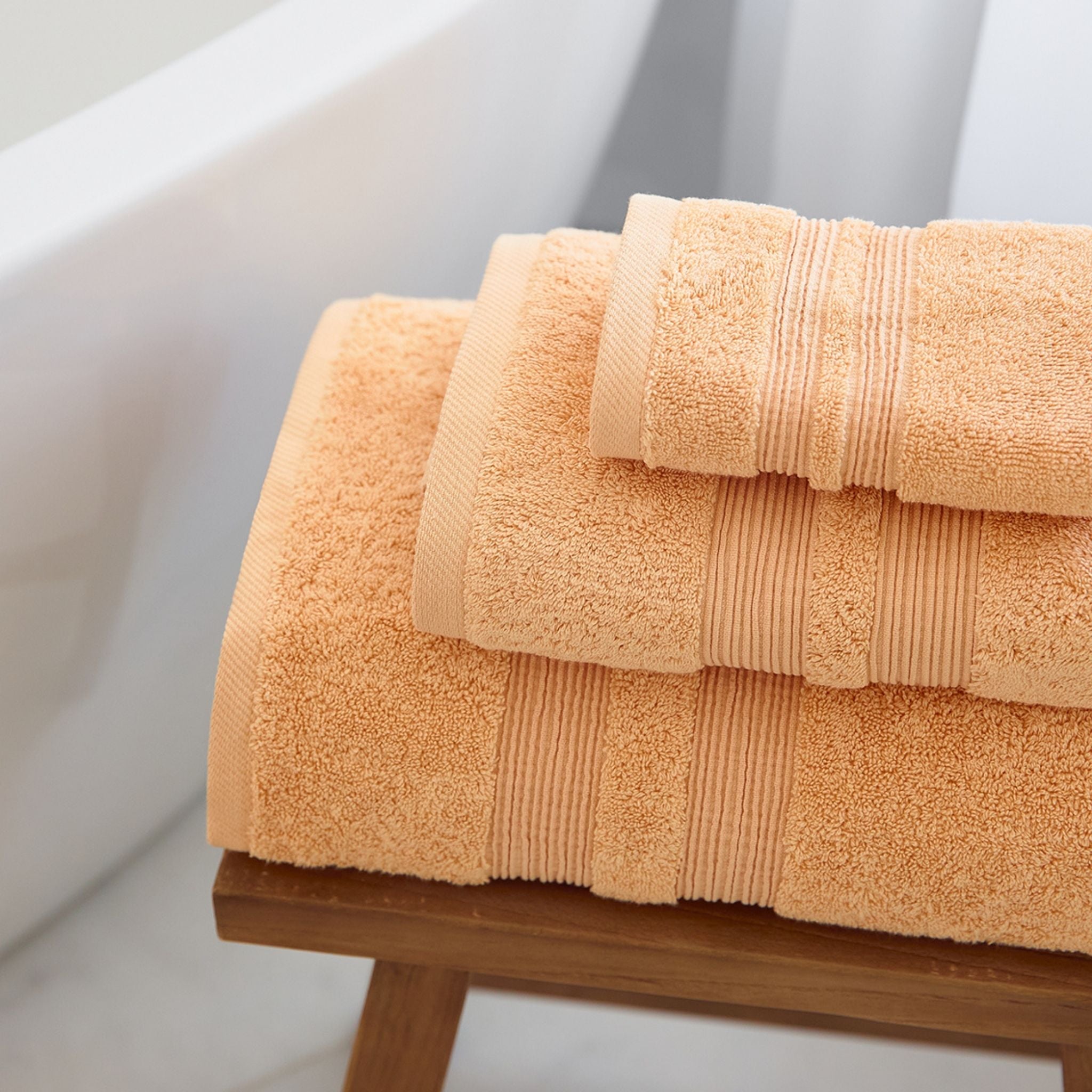 Light orange Elegance - Torres Novas