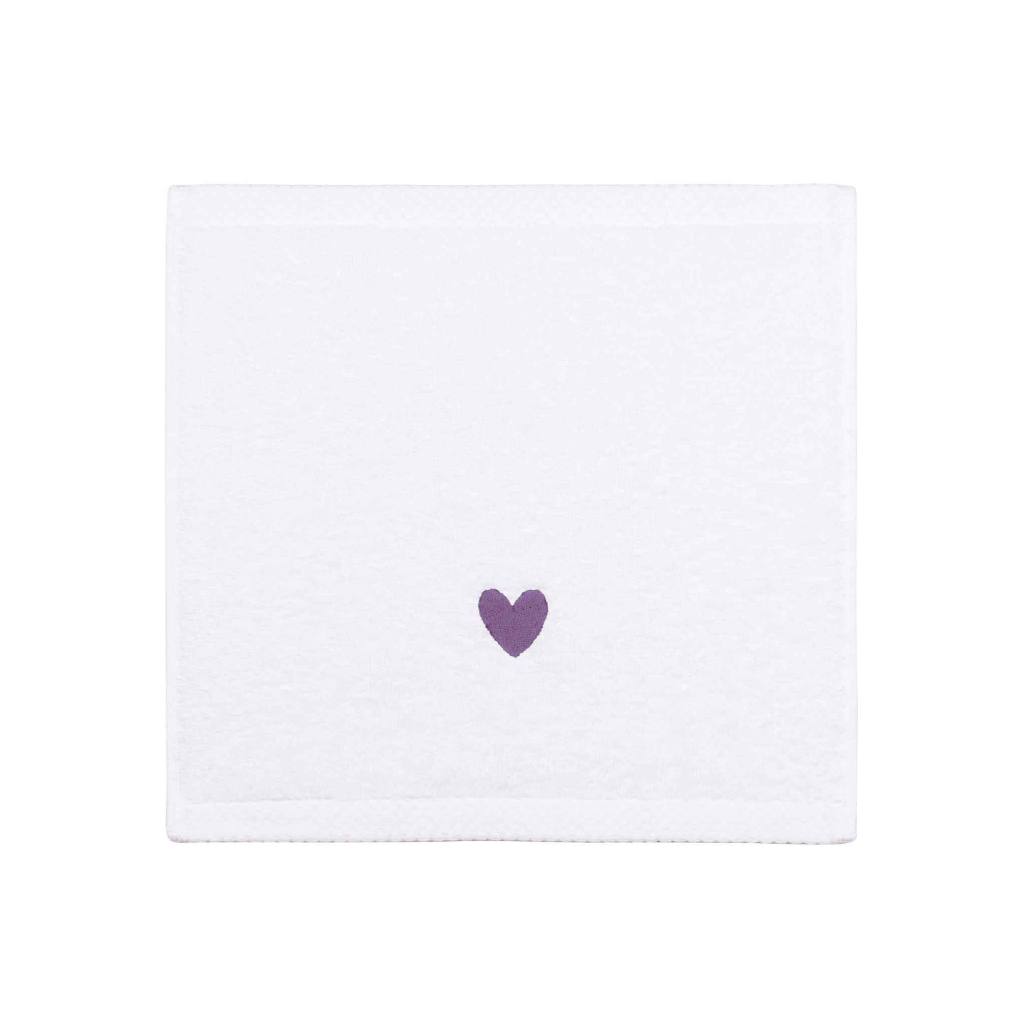 Embroidered heart - Torres Novas