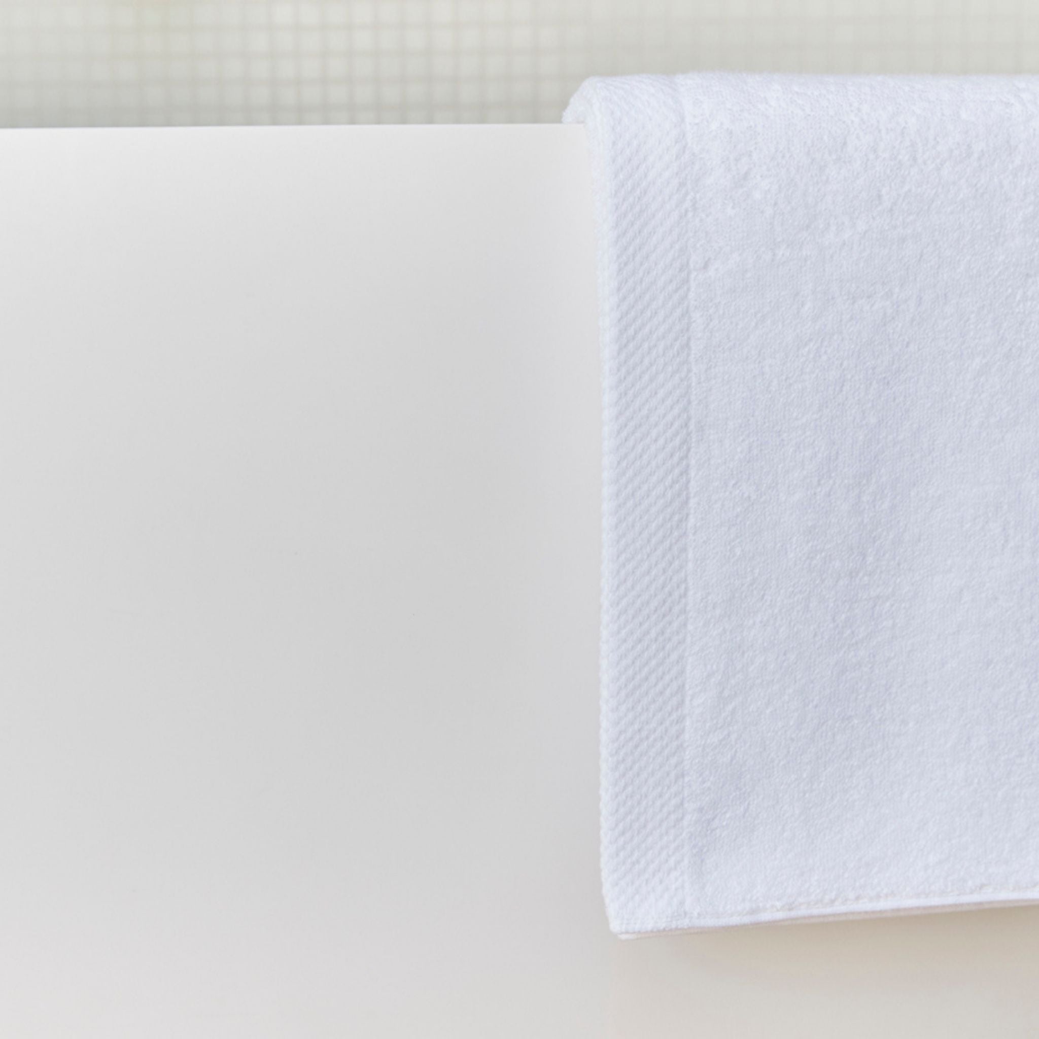 White Luxus - Torres Novas