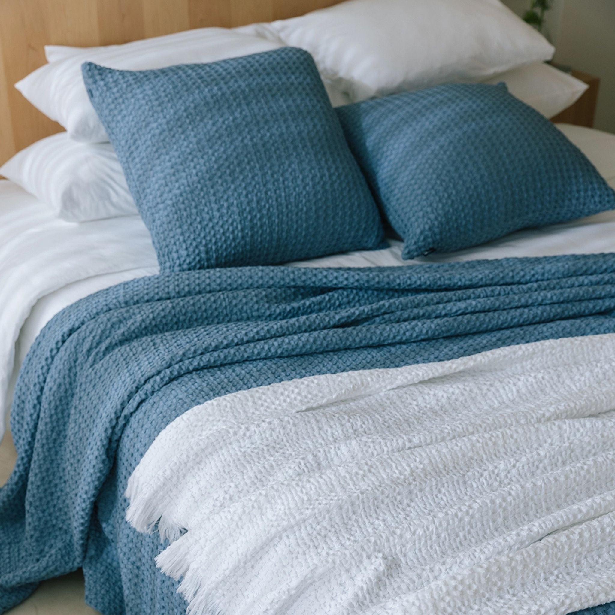 Blue Santa Luzia Waffle Bedspreads - Torres Novas