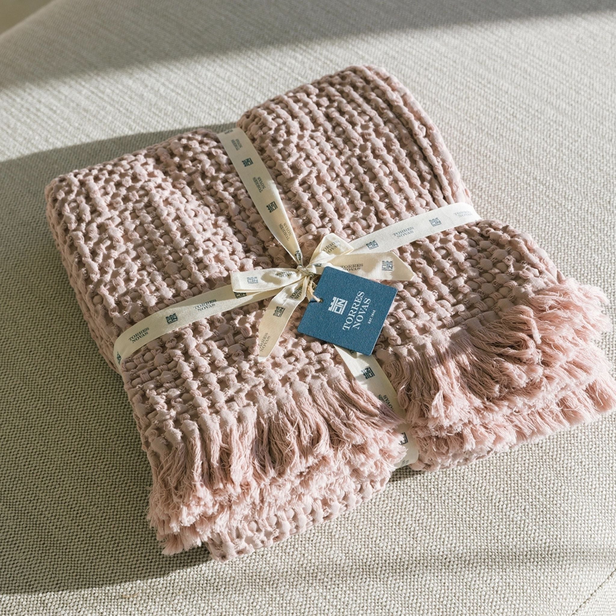 Old pink Santa Luzia Waffle Bedspreads - Torres Novas