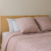 Old pink Santa Luzia Waffle Bedspreads - Torres Novas