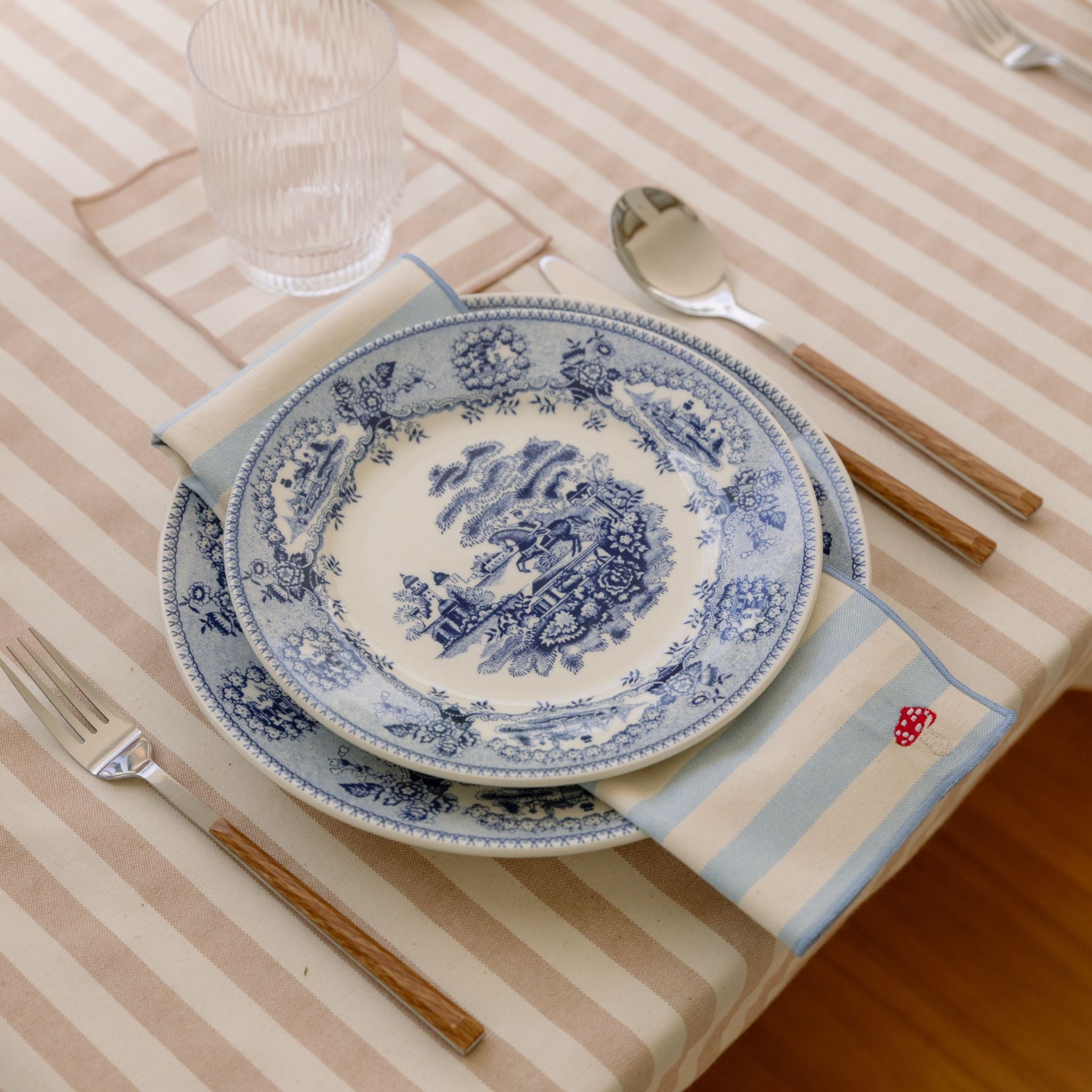 Servilletas bordadas de otoño Barra