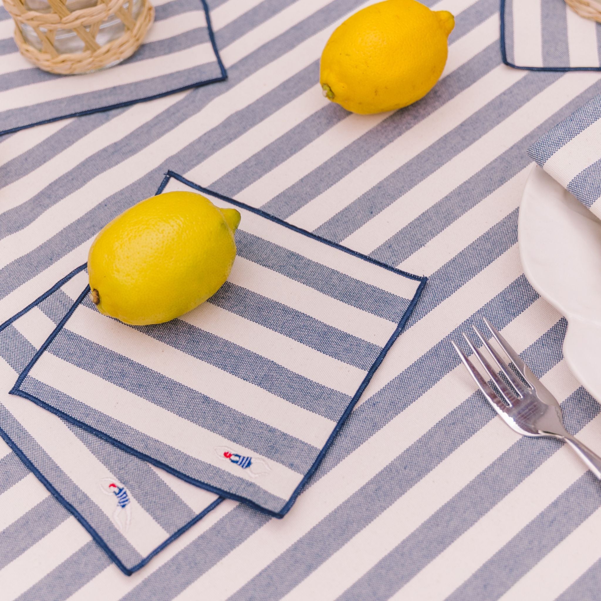 Servilletas bordadas de verano Barra