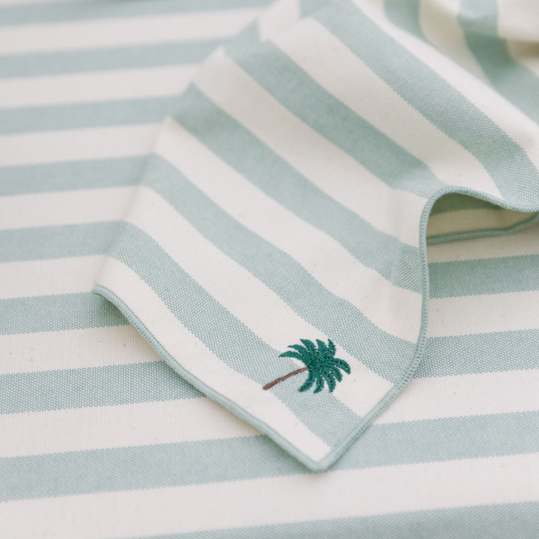 Servilletas bordadas de verano Barra