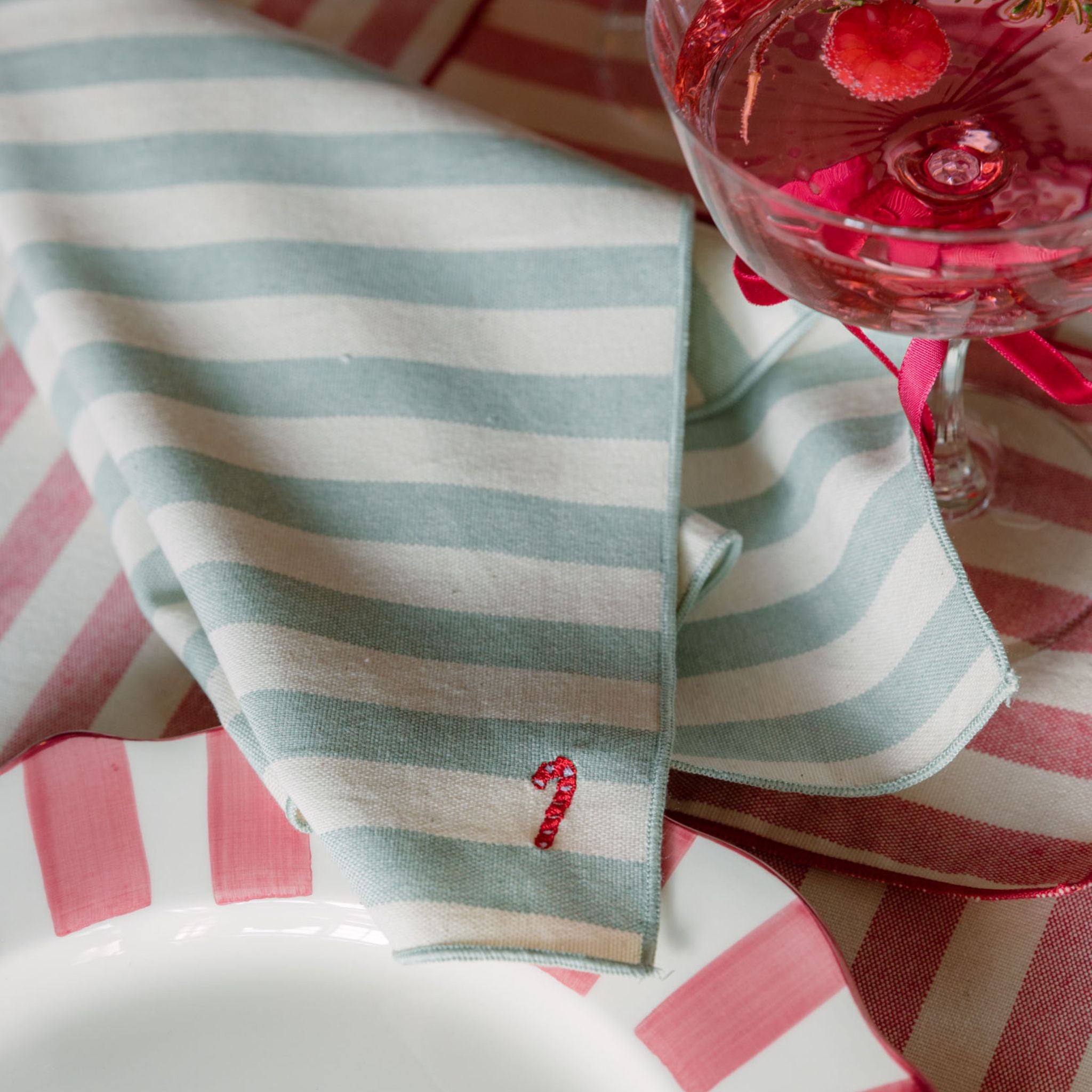 Servilletas con bordados navideños Barra