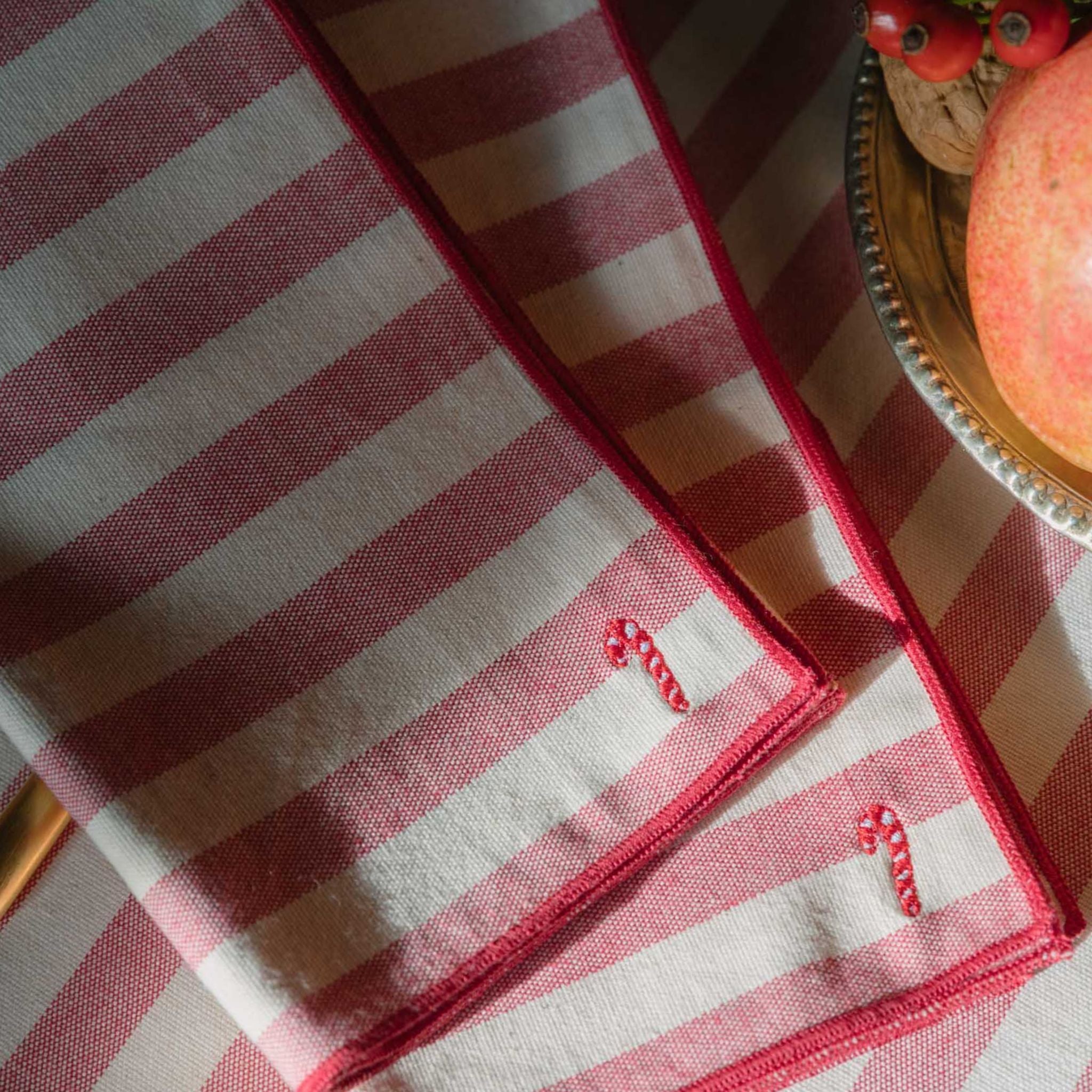 Servilletas con bordados navideños Barra