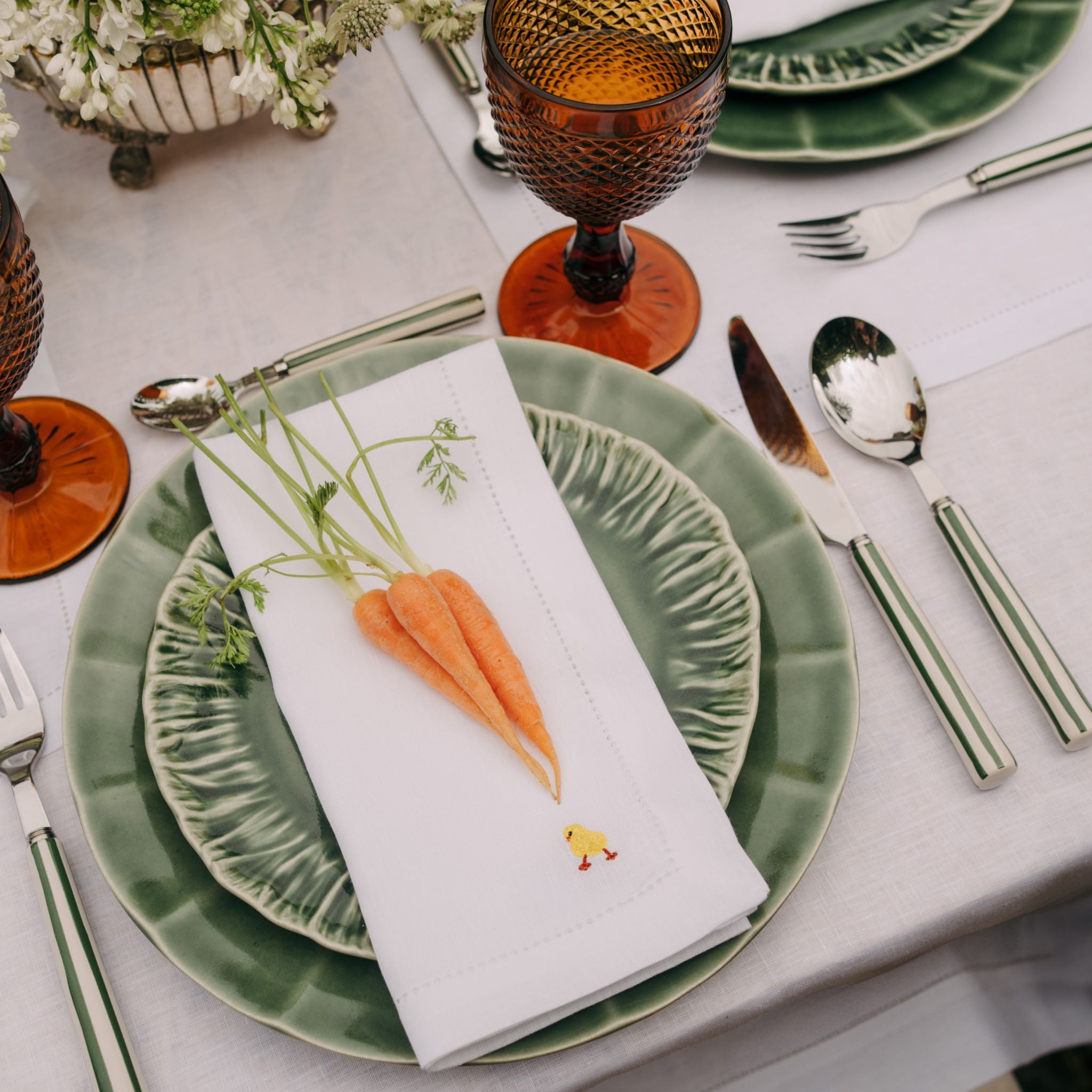 Servilletas Mafra lino con bordado de Pascua