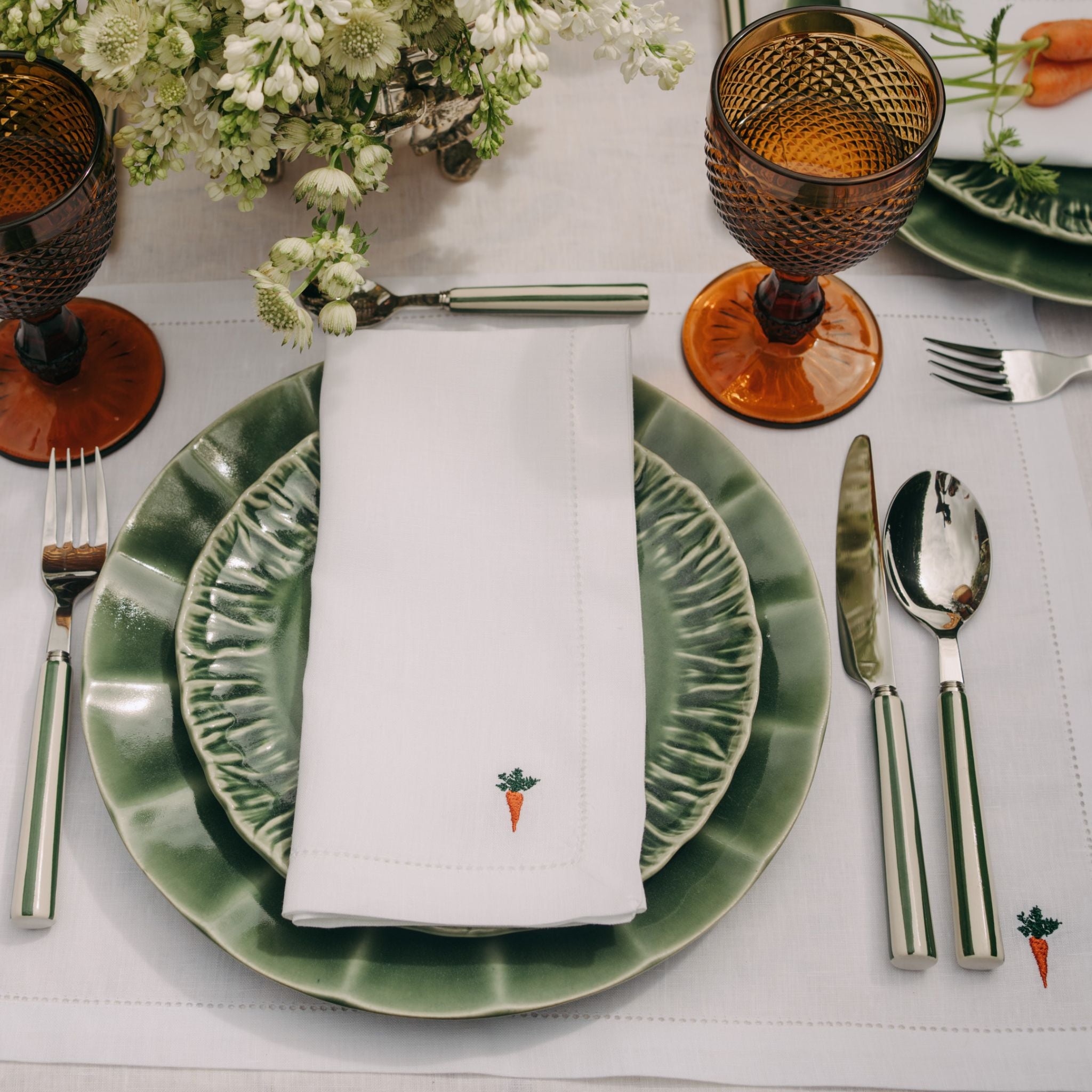Servilletas Mafra lino con bordado de Pascua