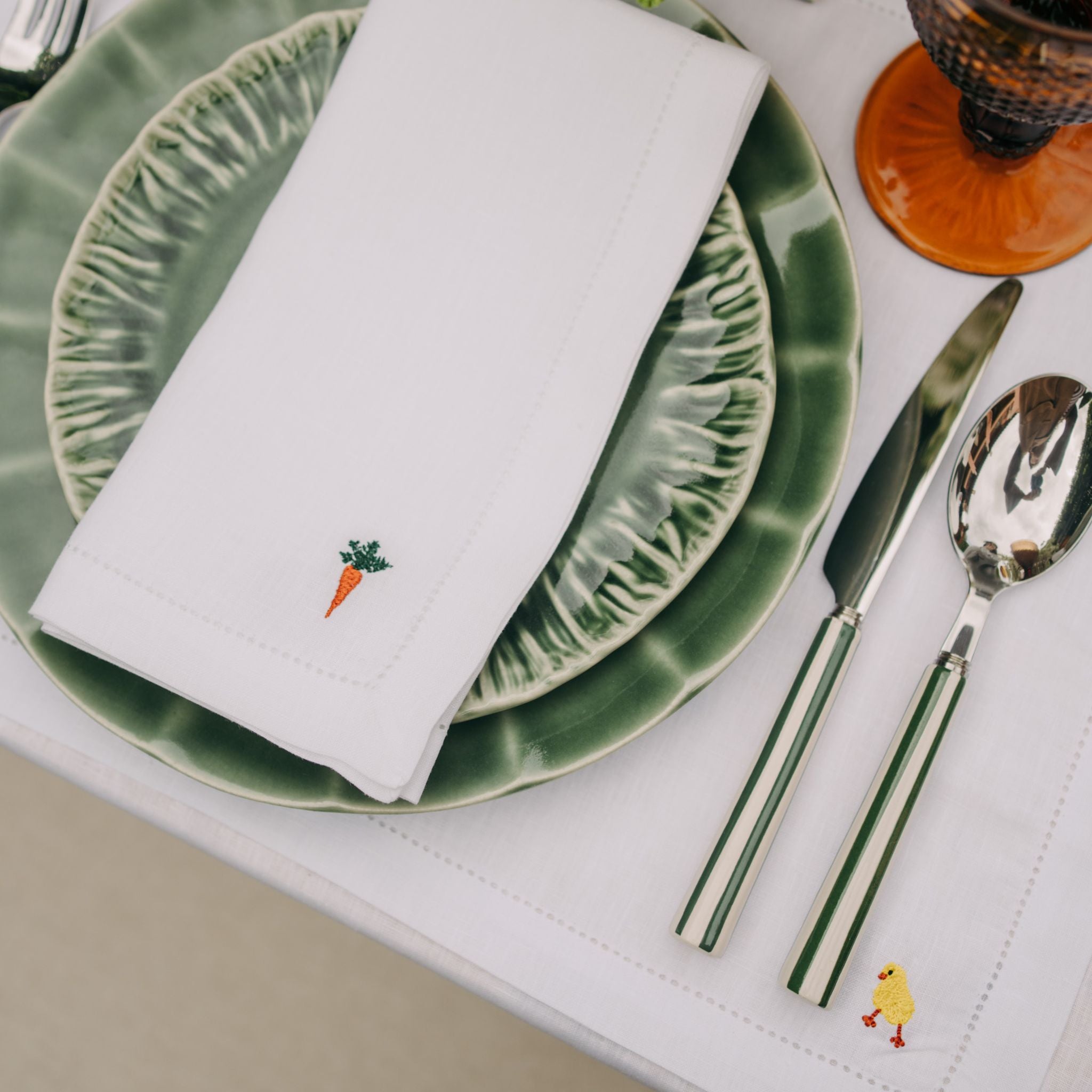 Servilletas Mafra lino con bordado de Pascua