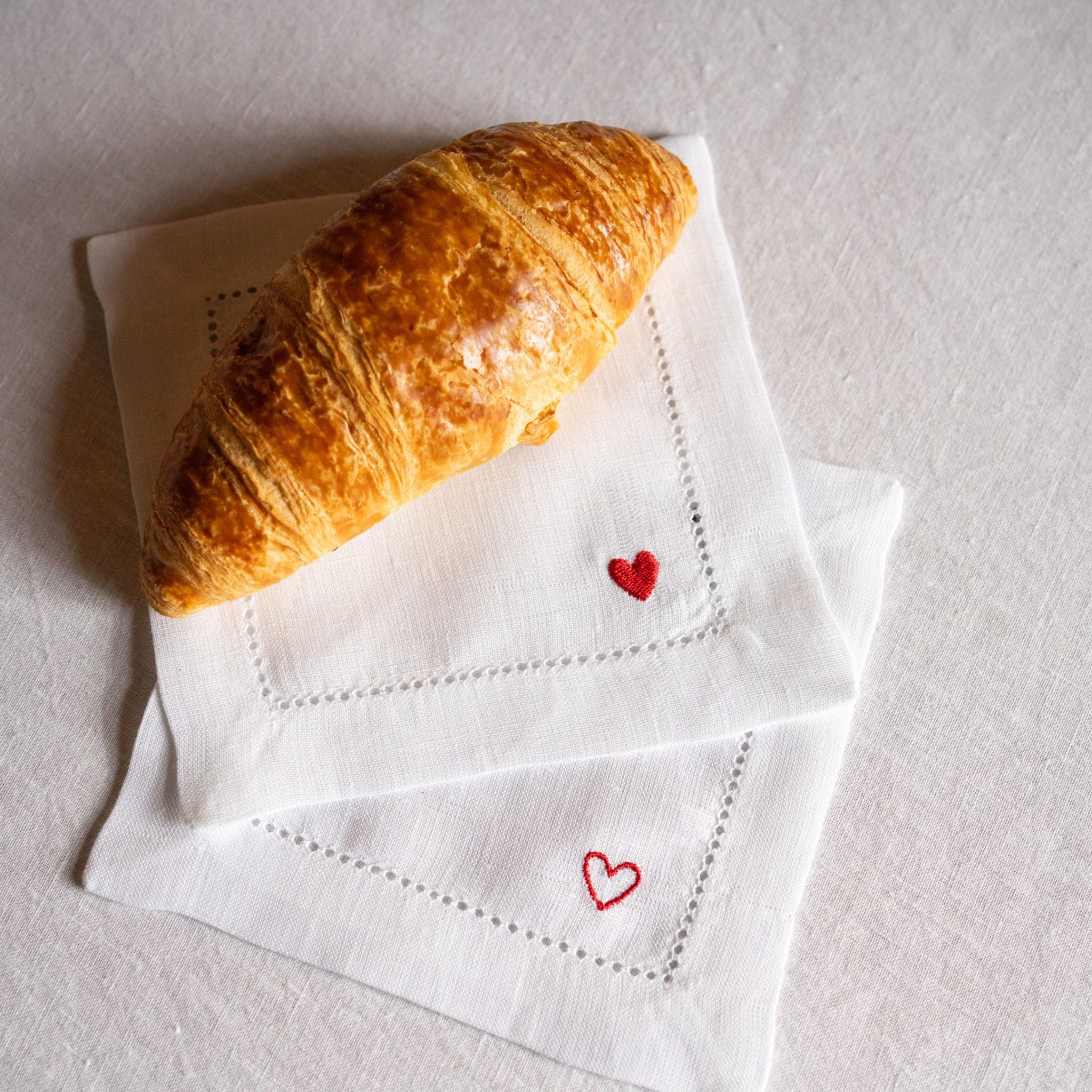 Servilletas Mafra lino con bordado de corazón