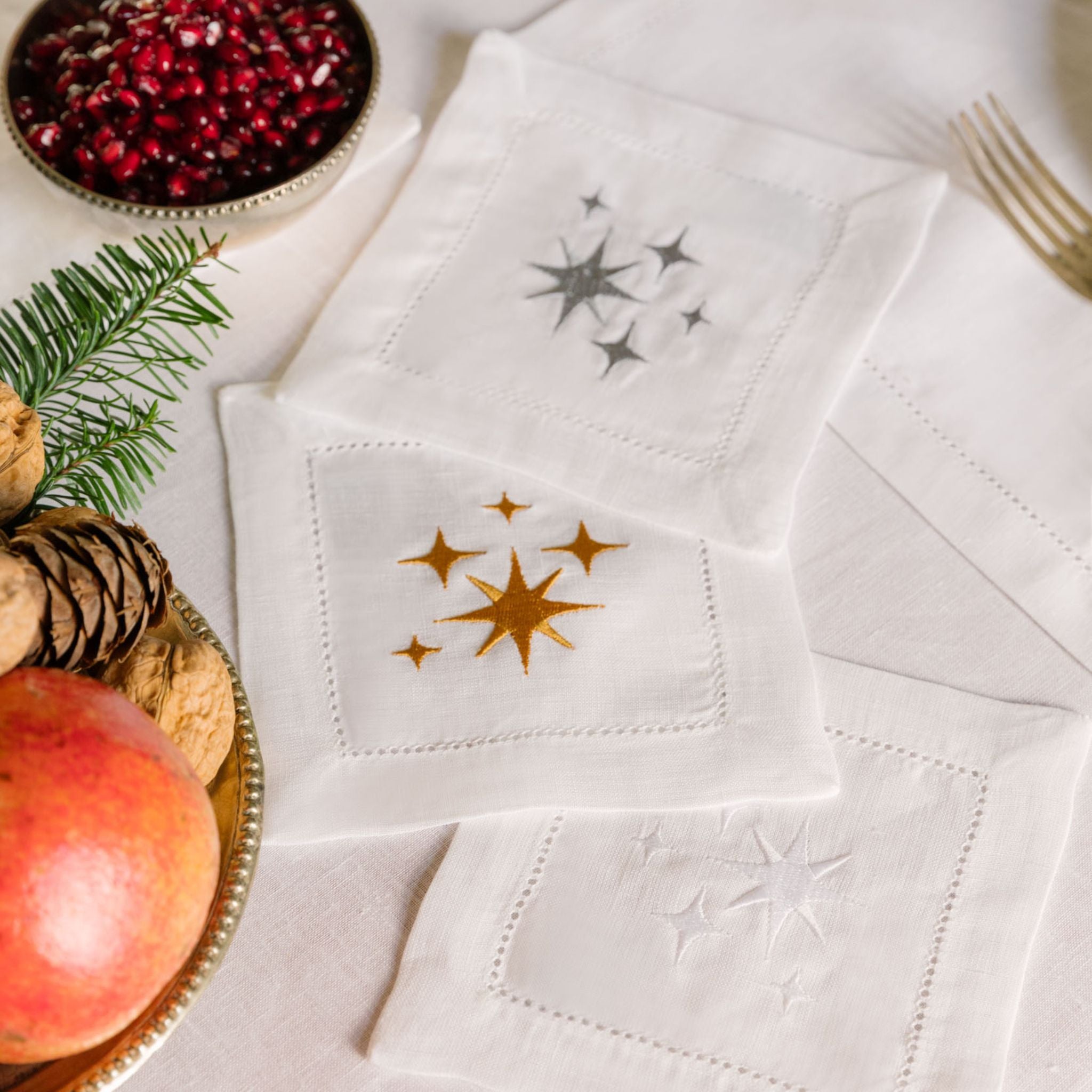 Ropa de mesa Mafra con bordado navideño