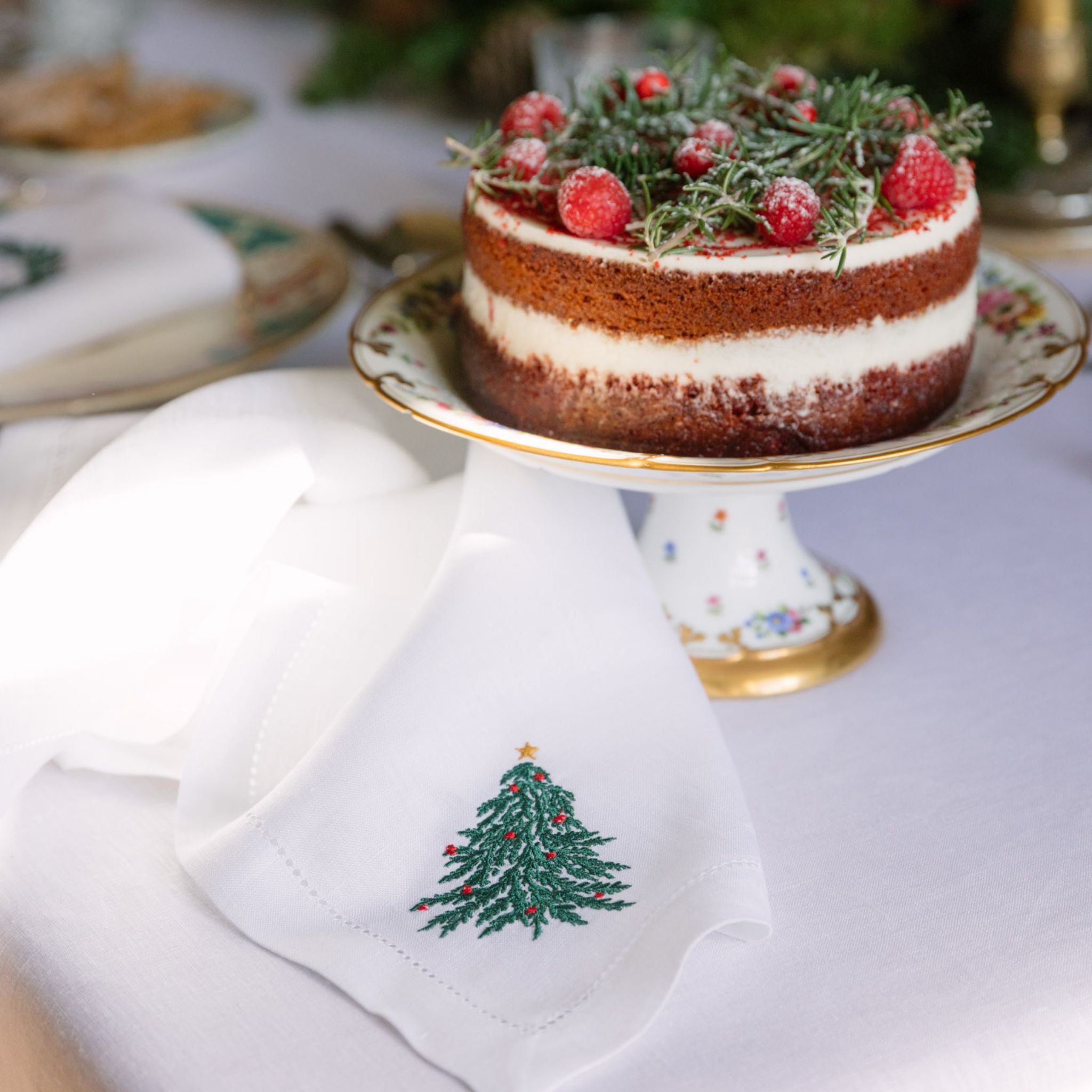Ropa de mesa Mafra con bordado navideño