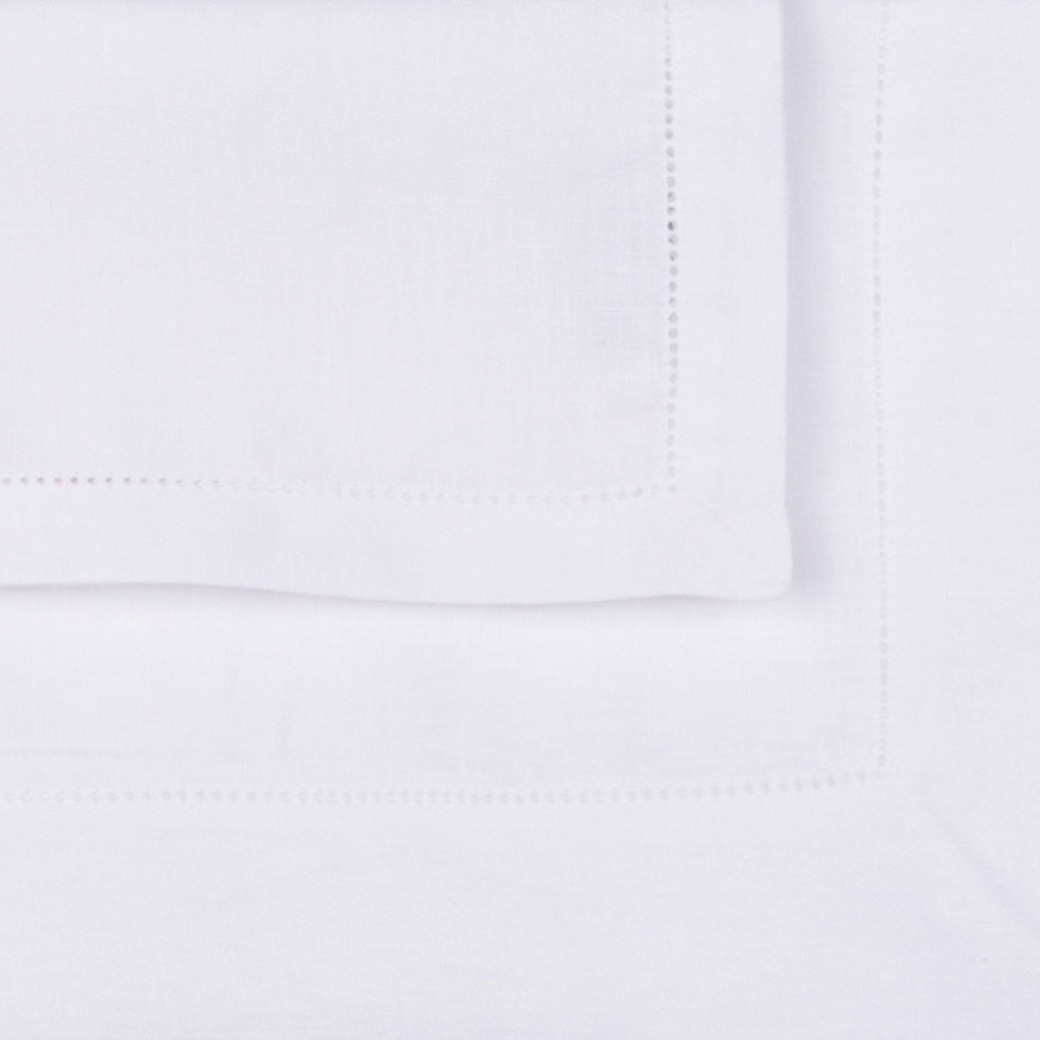 Ropa de mesa Mafra con bordado personalizado