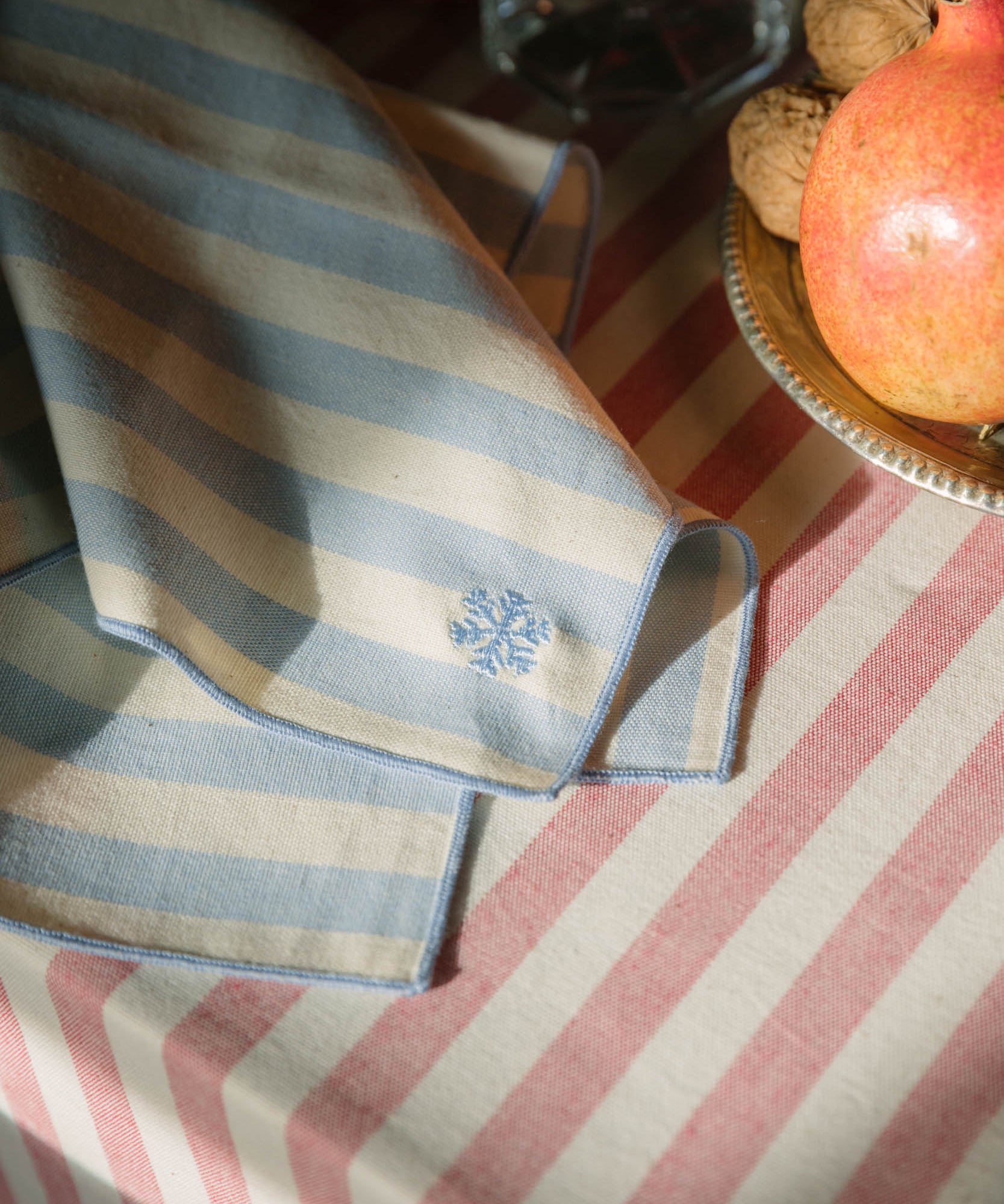 Barra napkins with christmas embroidery