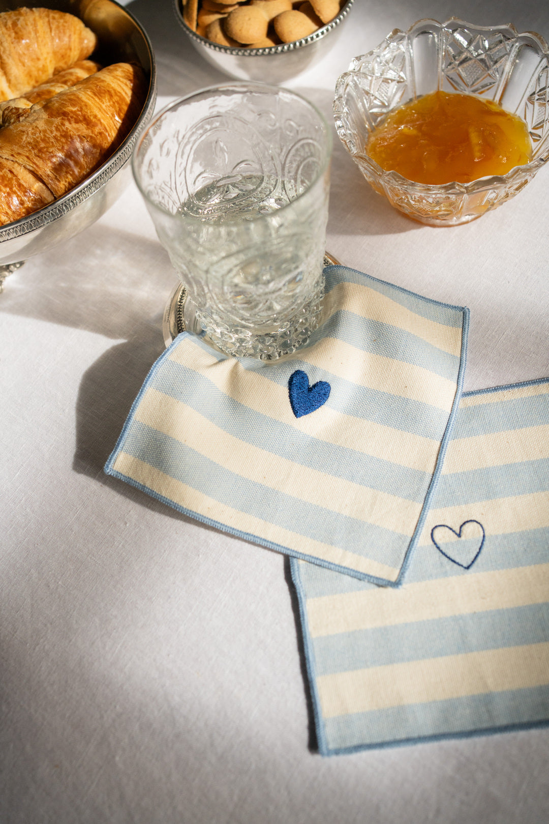Barra Napkins with heart embroidery