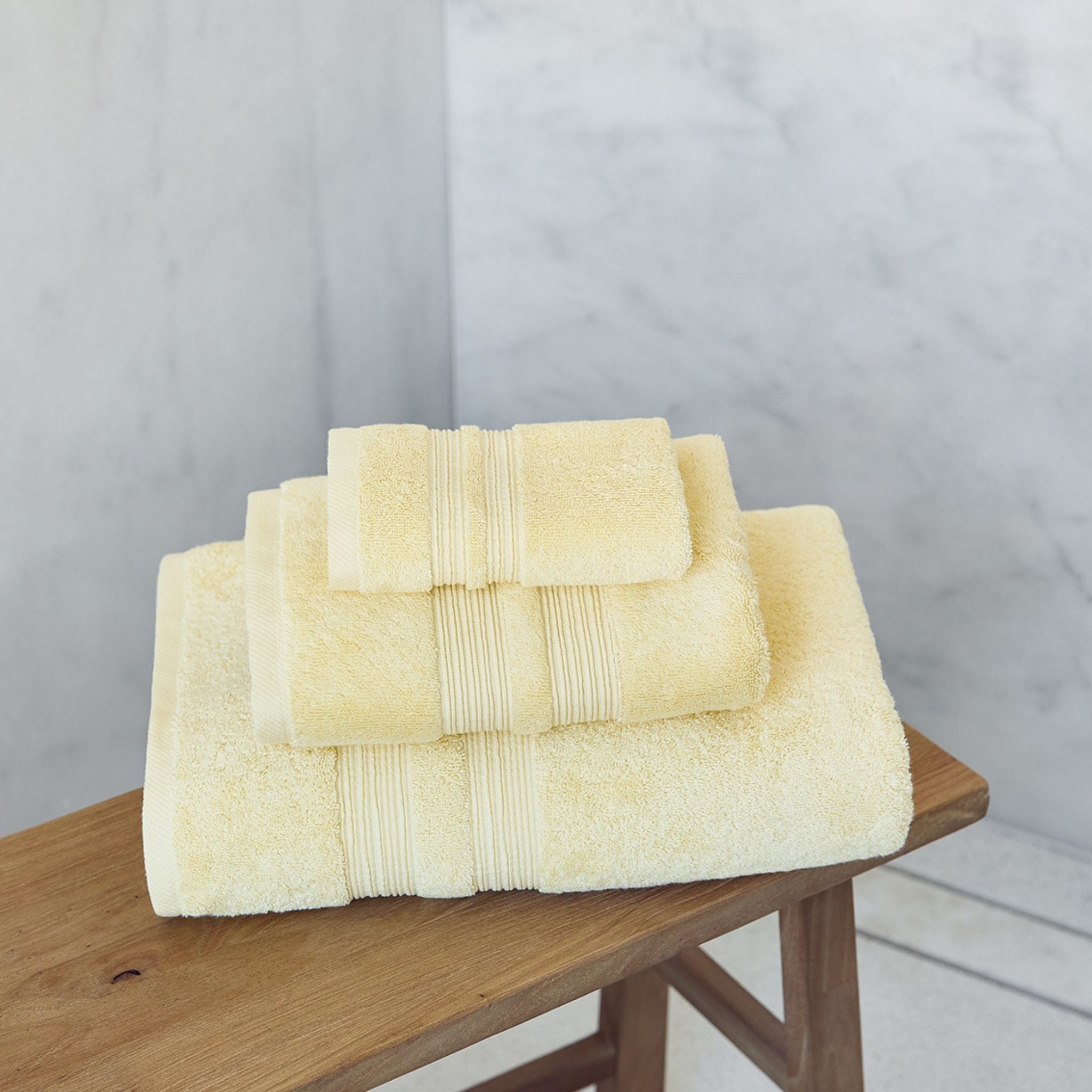 Elegance amarillo chic