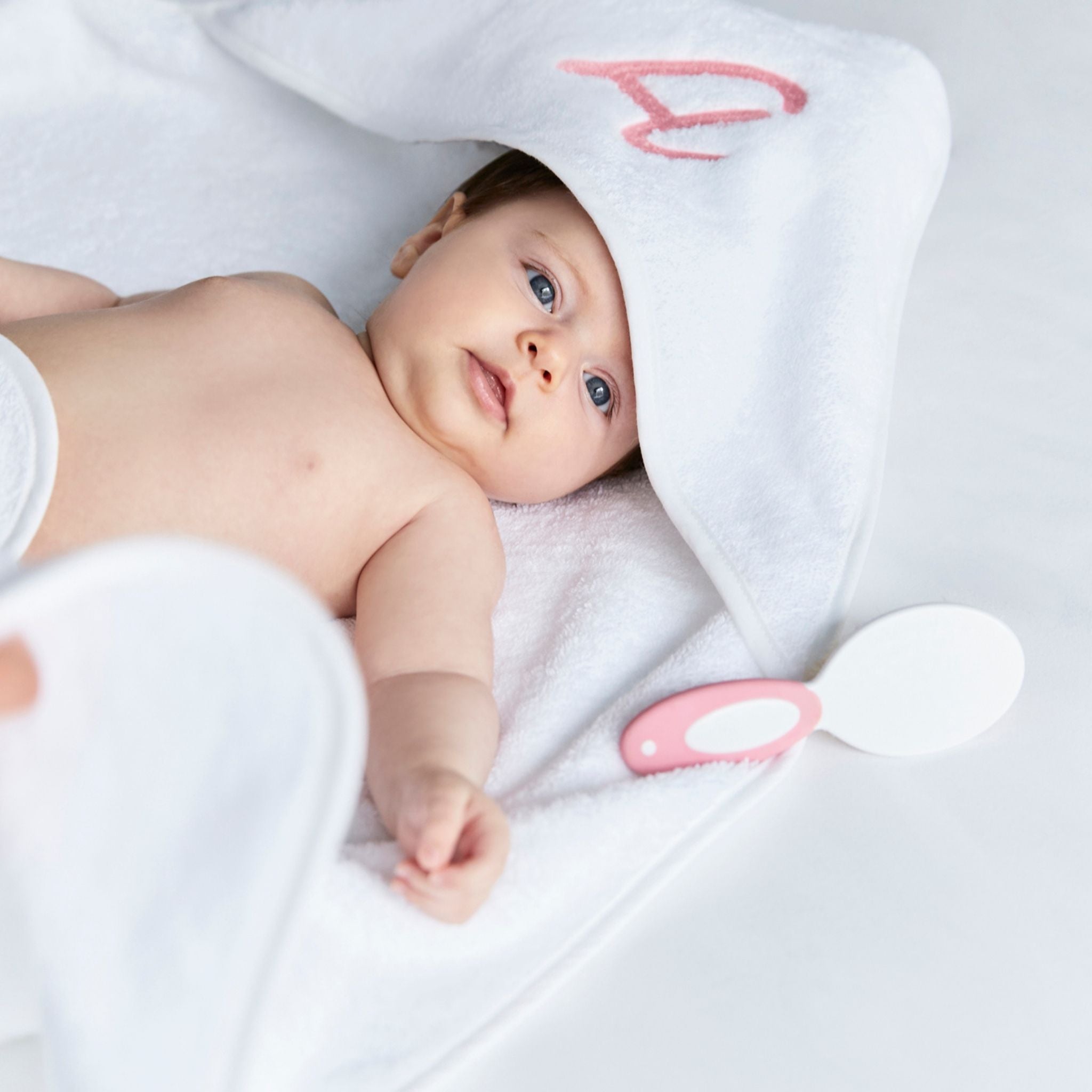 Serviette de bain pour bébé - Mira en coton biologique 600 GSM
