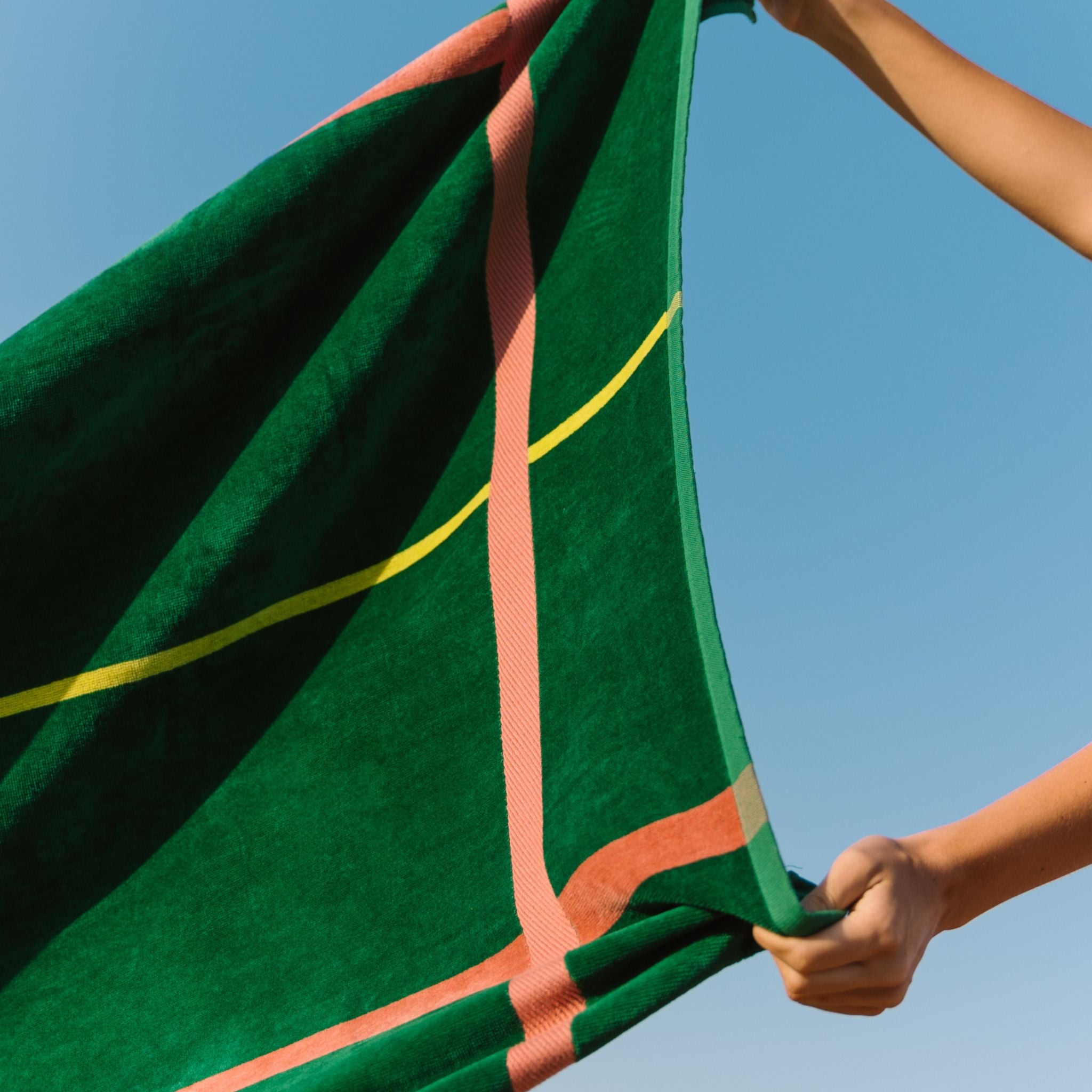 torres-novas-beach-alvor-plain-with-stripes-towel-green-lifestyle-5.jpg