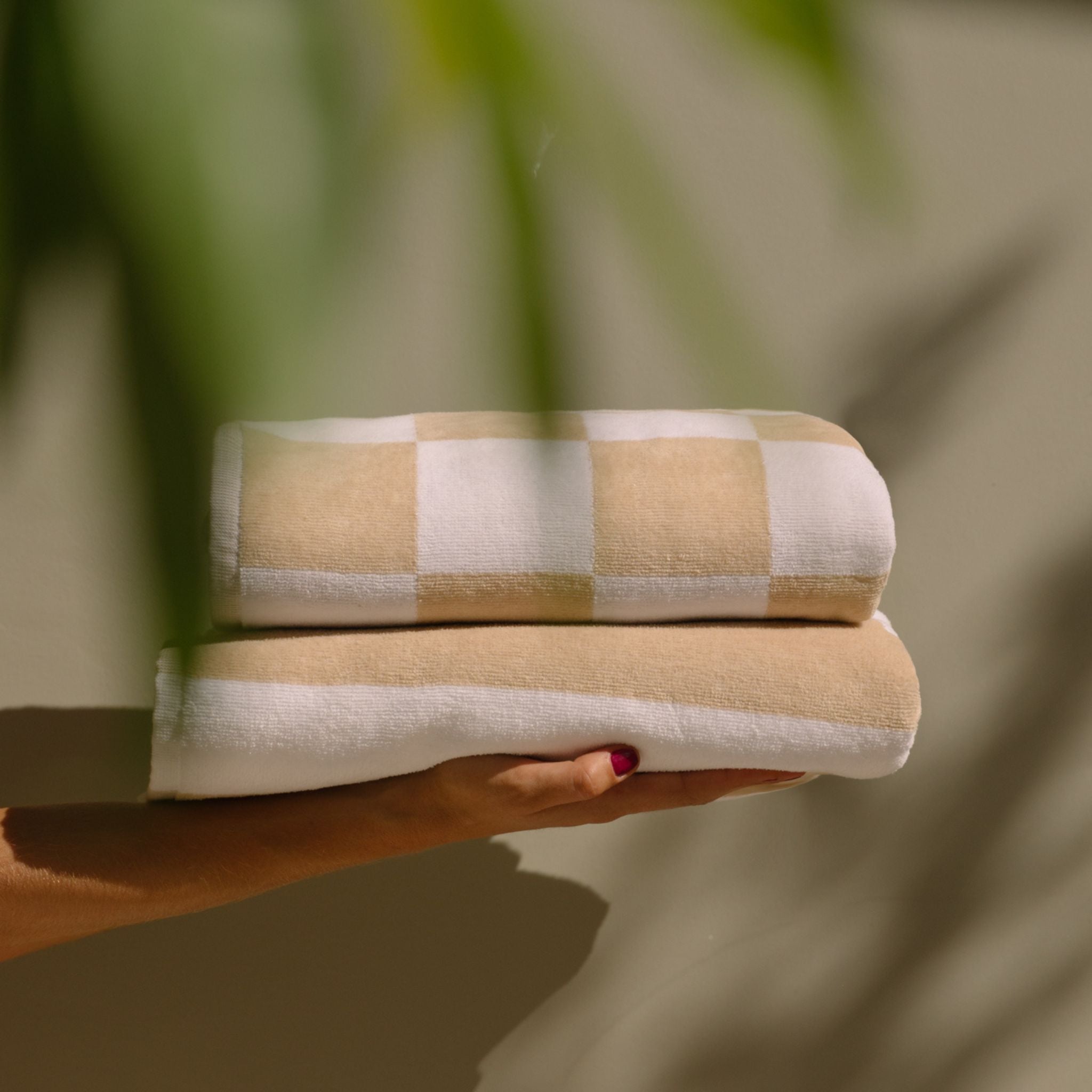 Beige chequered Gibalta