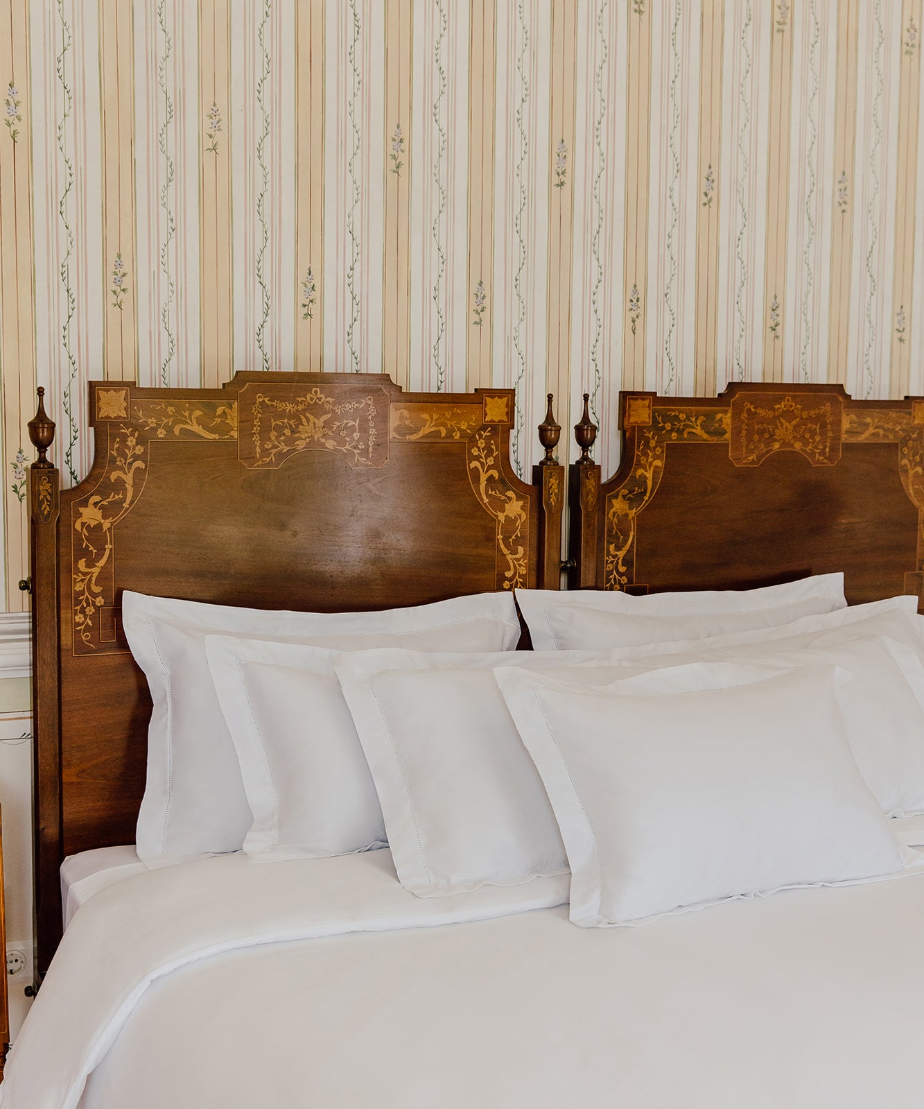 torres-novas-bedding-sateen-product-white-9-web.jpg