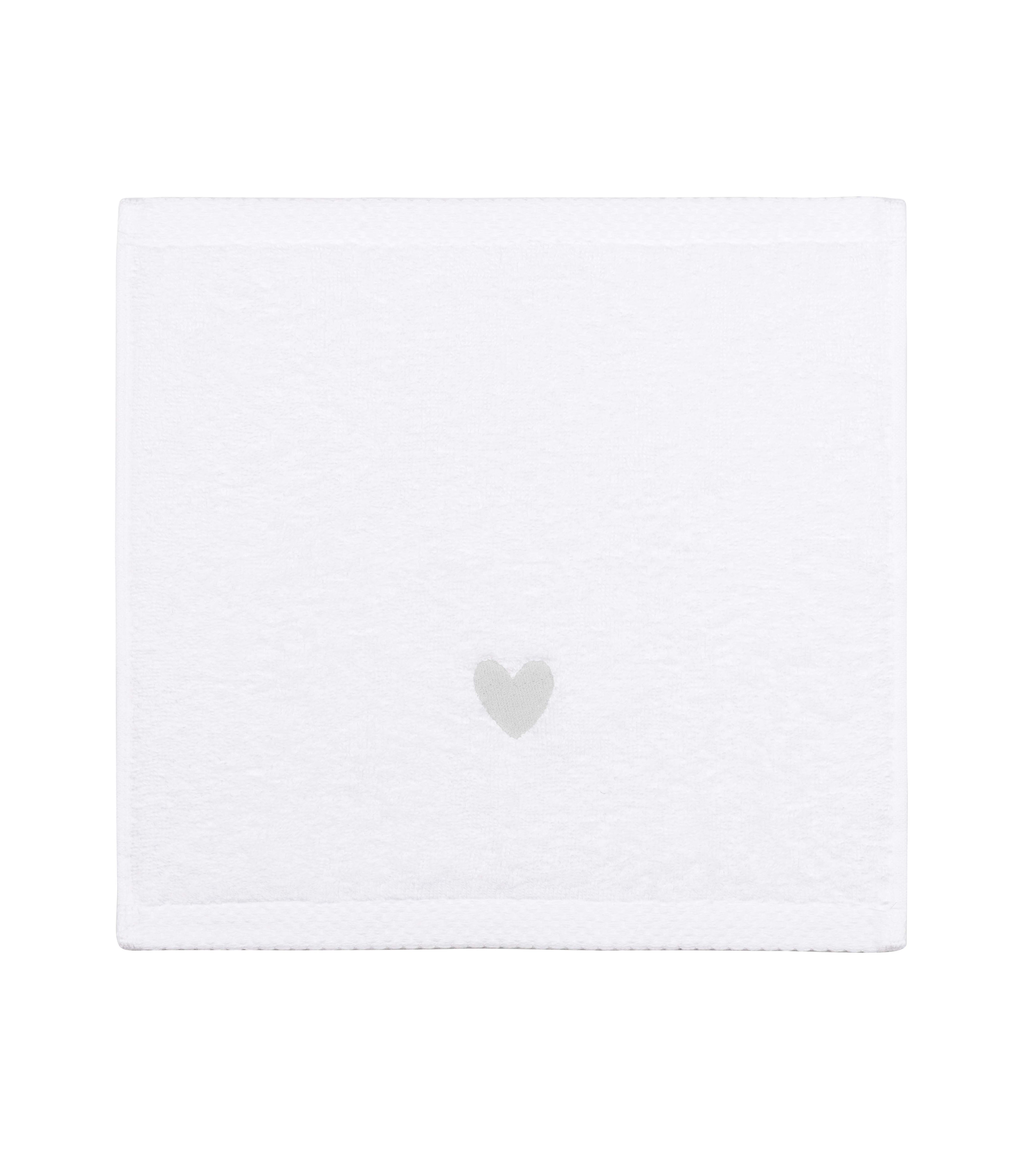 Embroidered heart - Torres Novas