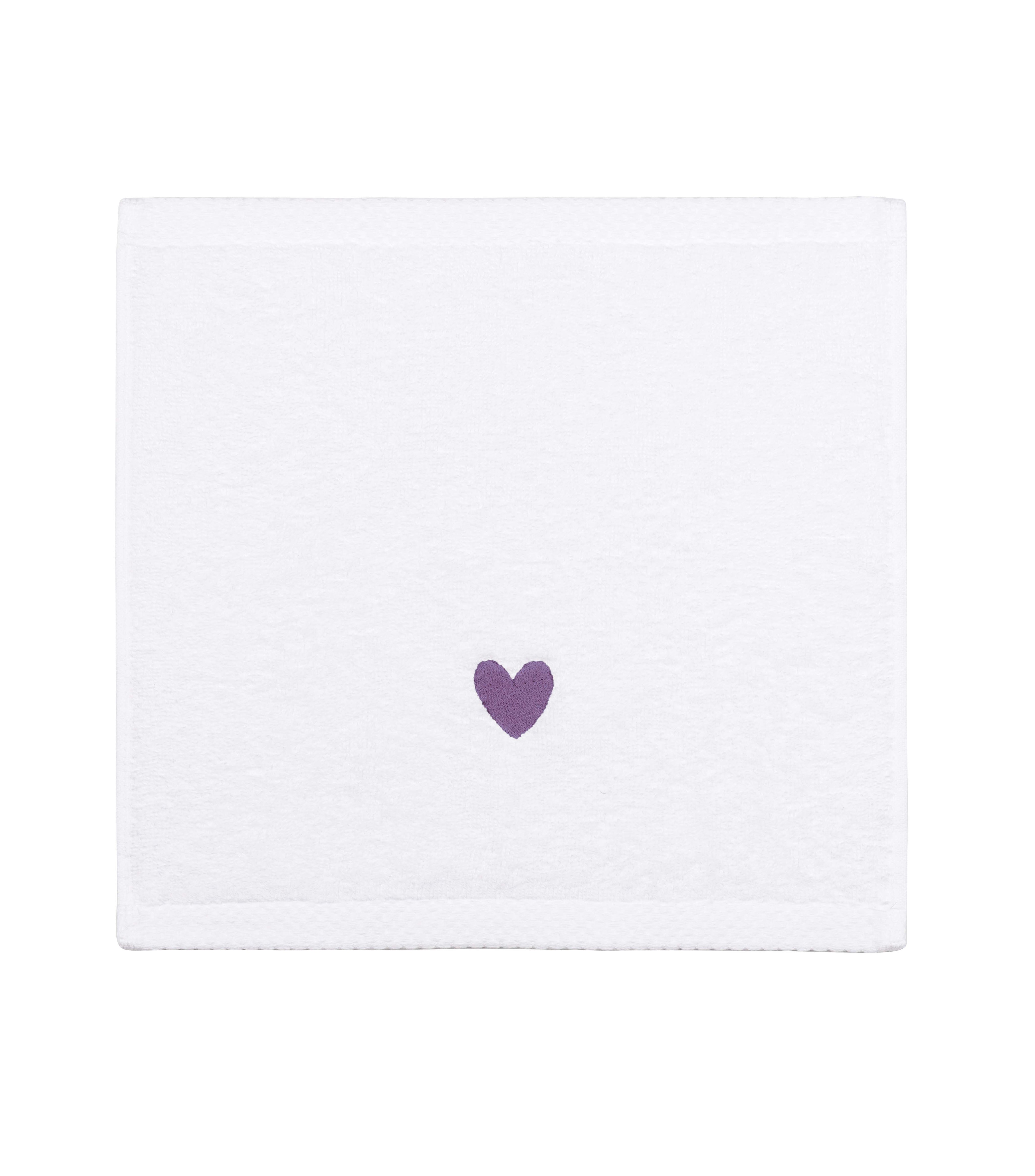 Embroidered heart - Torres Novas