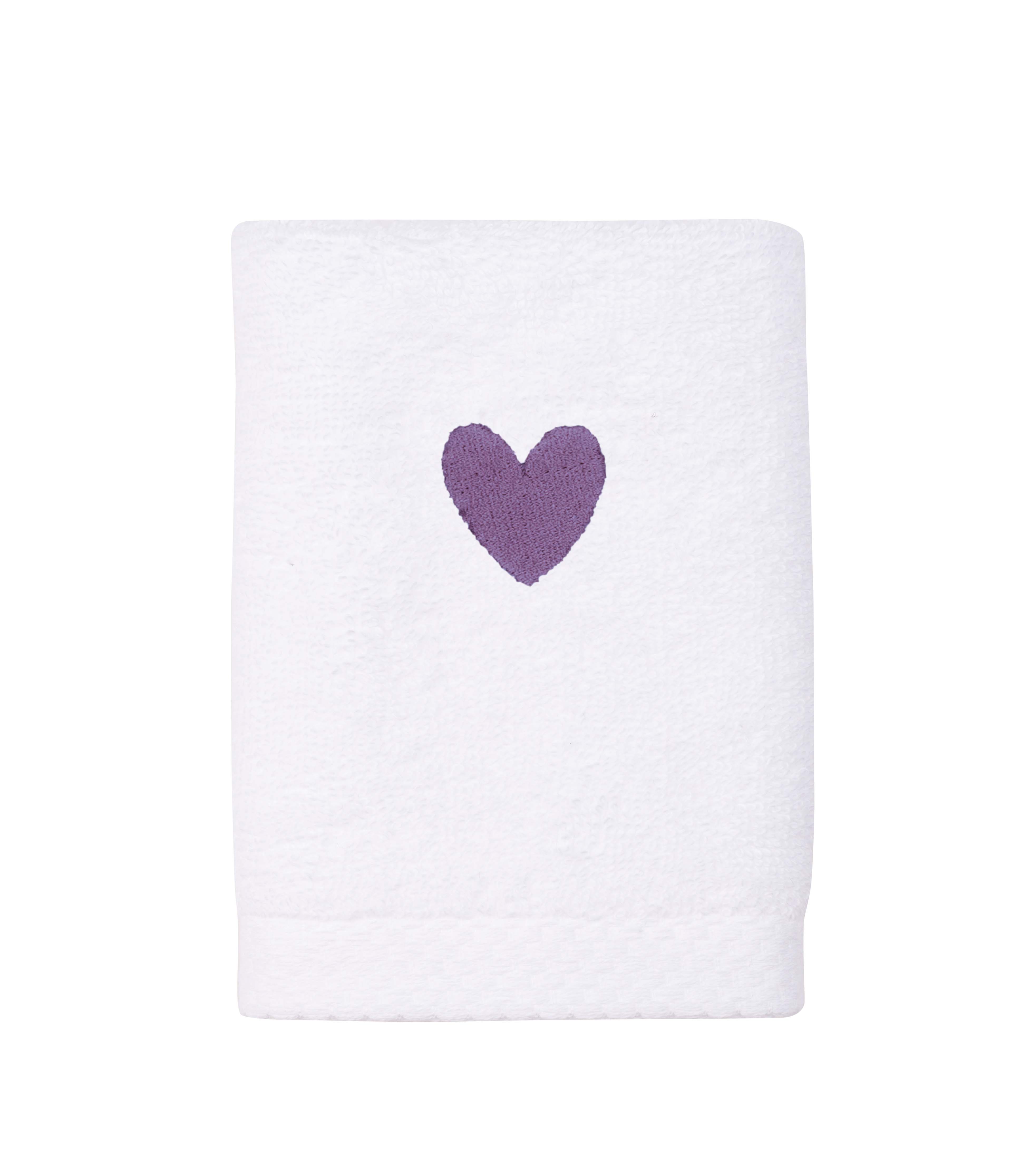 Embroidered heart - Torres Novas
