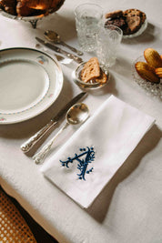Mafra letter embroidery napkins (Pack of 2)