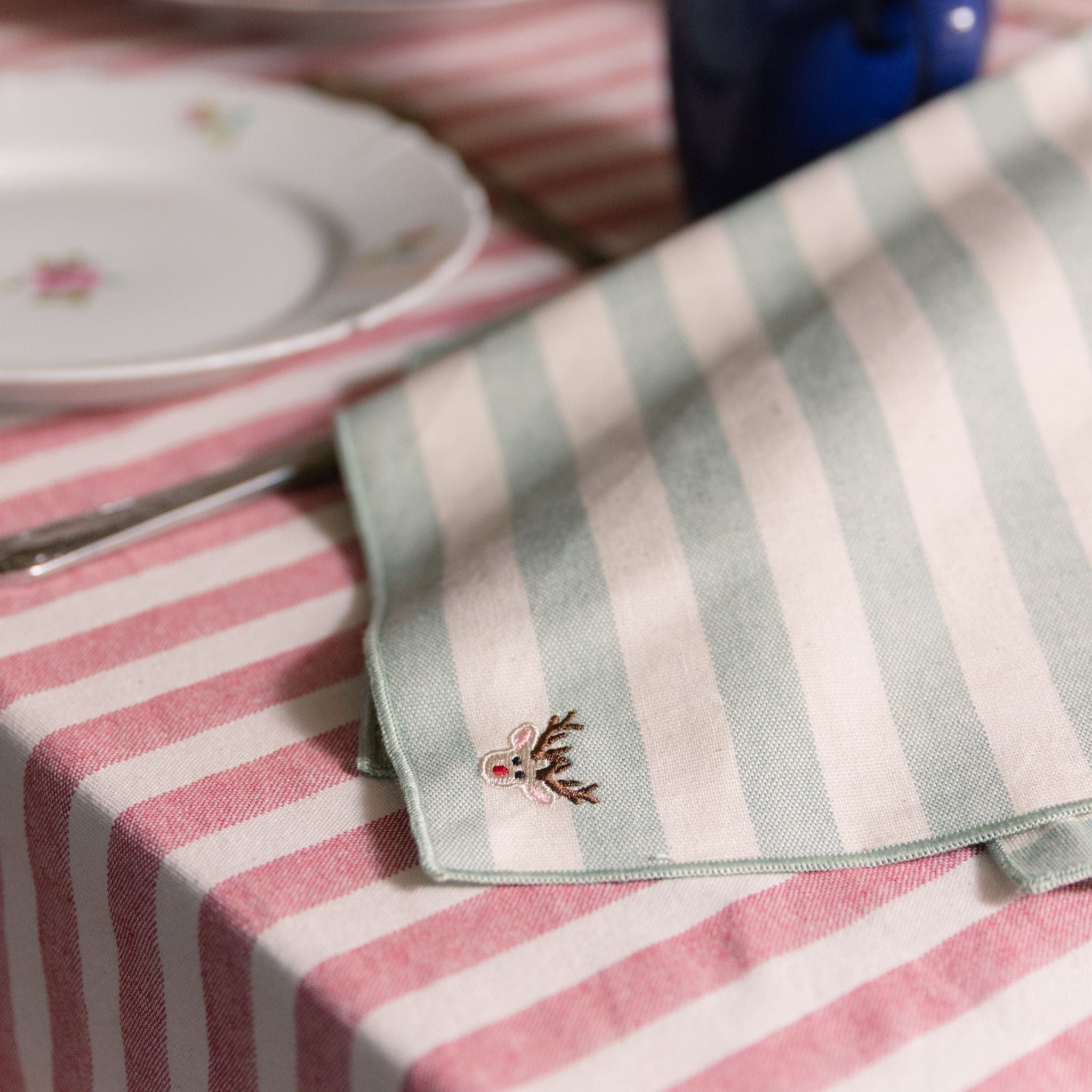 Barra napkins with christmas embroidery