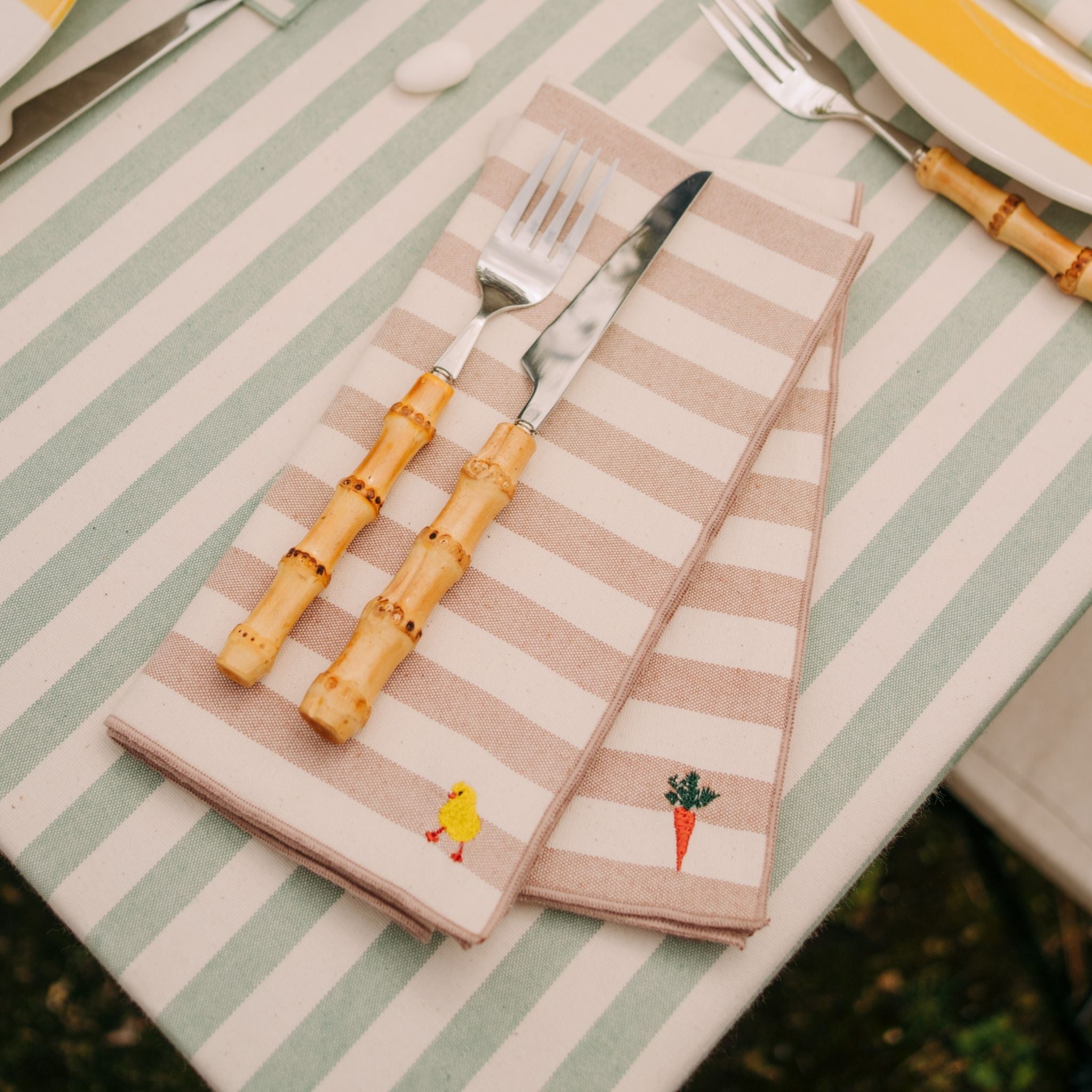 Serviettes Barra avec broderie de Pâques