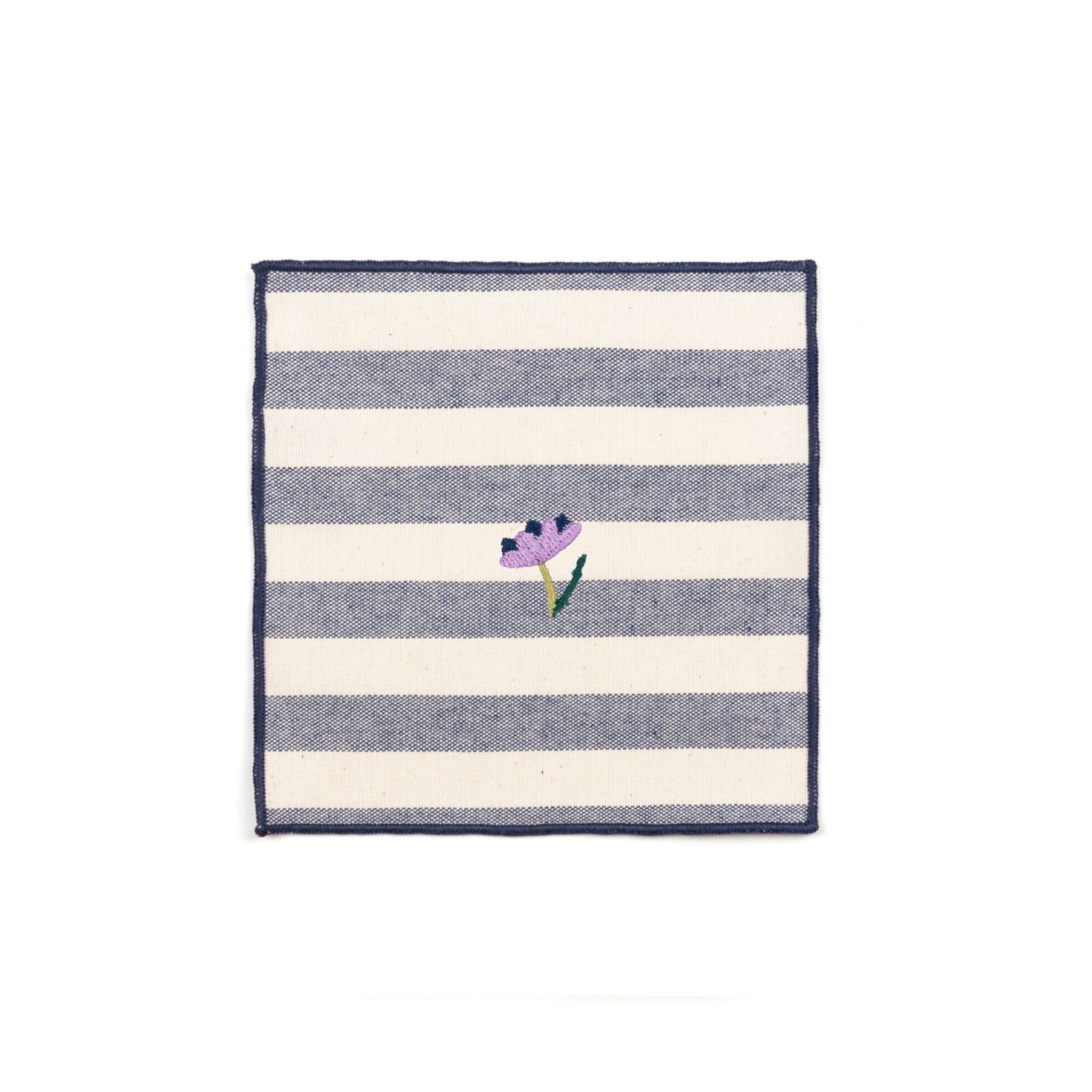 Barra napkin with flower embroidery