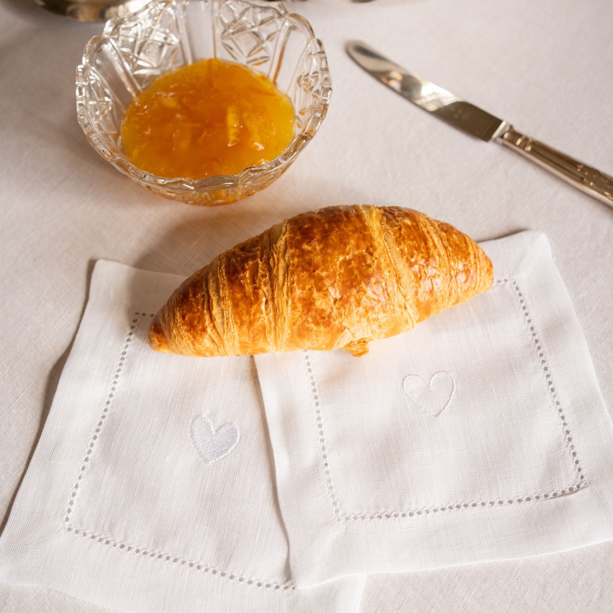 Serviettes de table Mafra avec broderie en forme de cœur