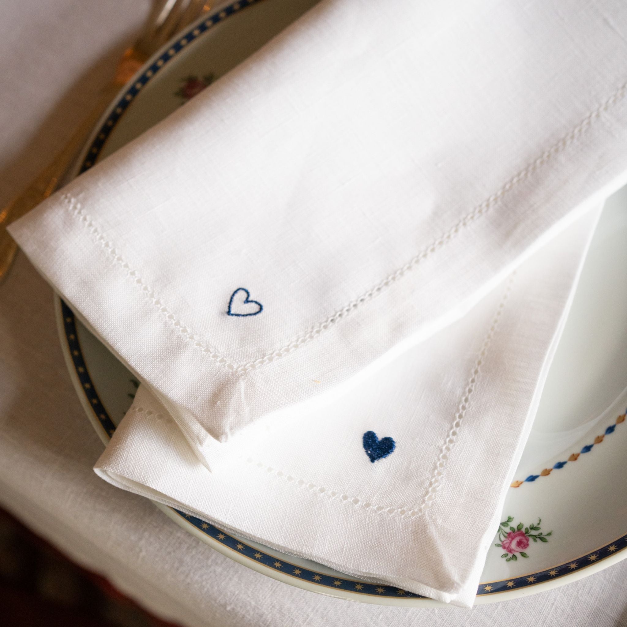 Serviettes de table Mafra avec broderie en forme de cœur
