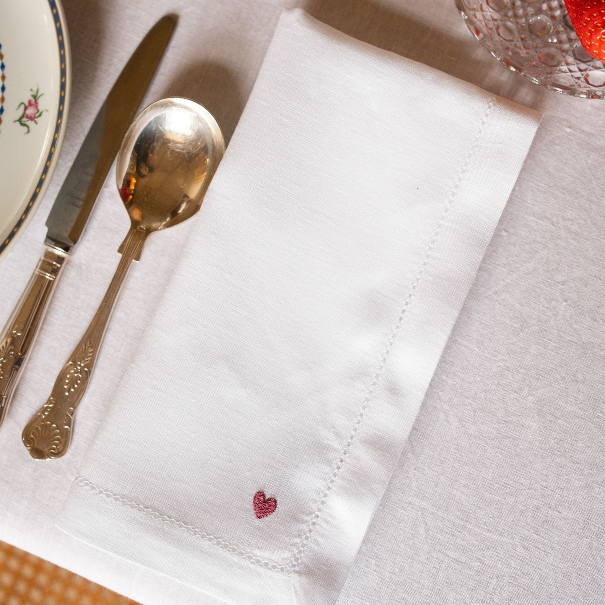 Serviettes de table Mafra avec broderie en forme de cœur