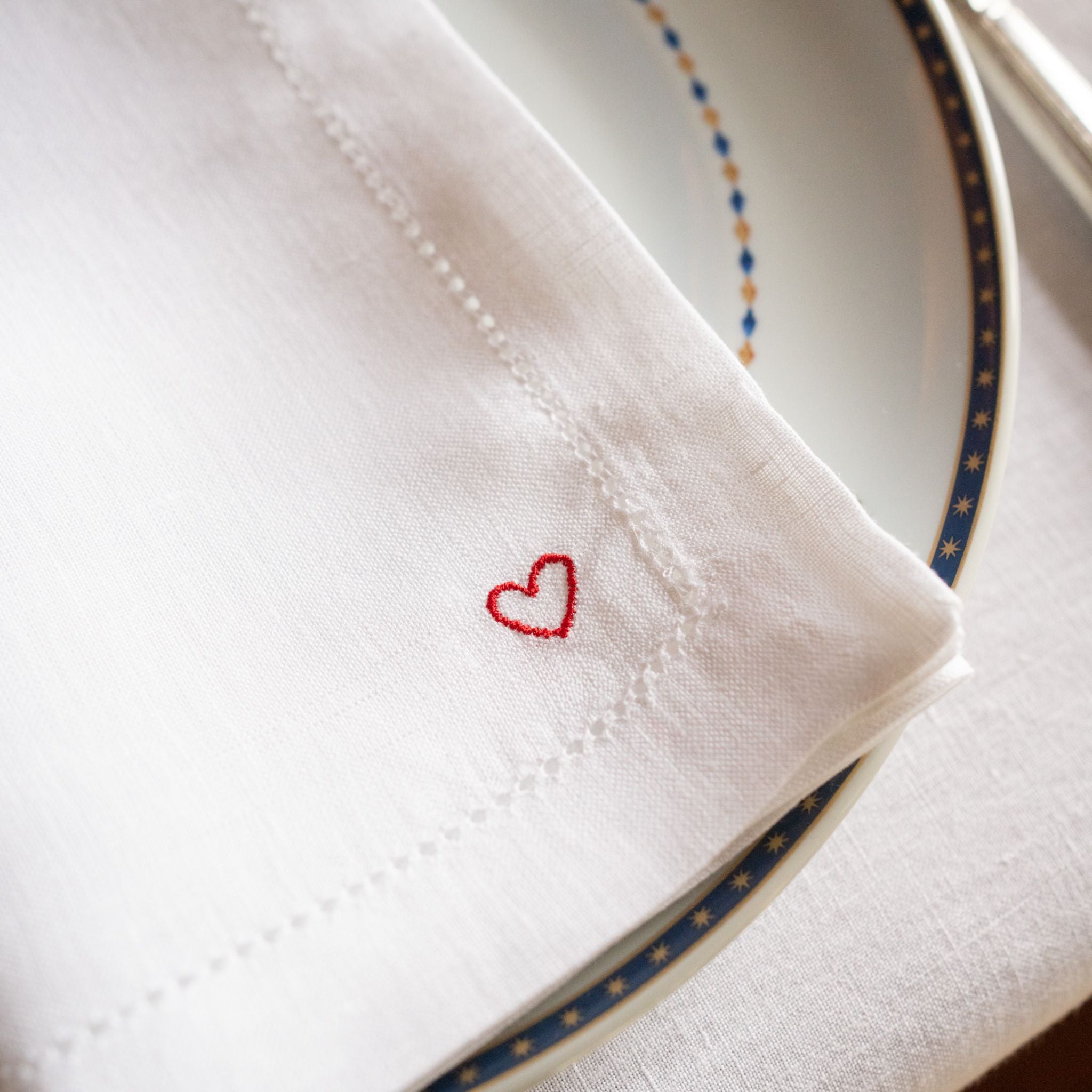 Serviettes de table Mafra avec broderie en forme de cœur