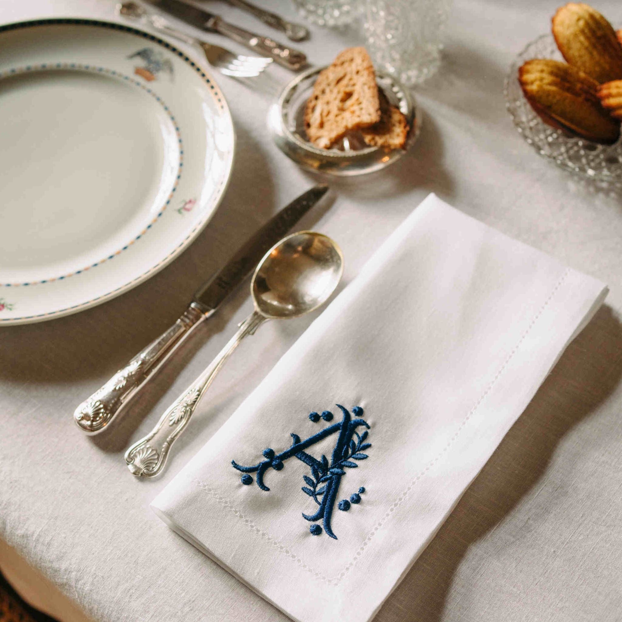 Serviettes de table Mafra avec lettre brodée (Set de 2)