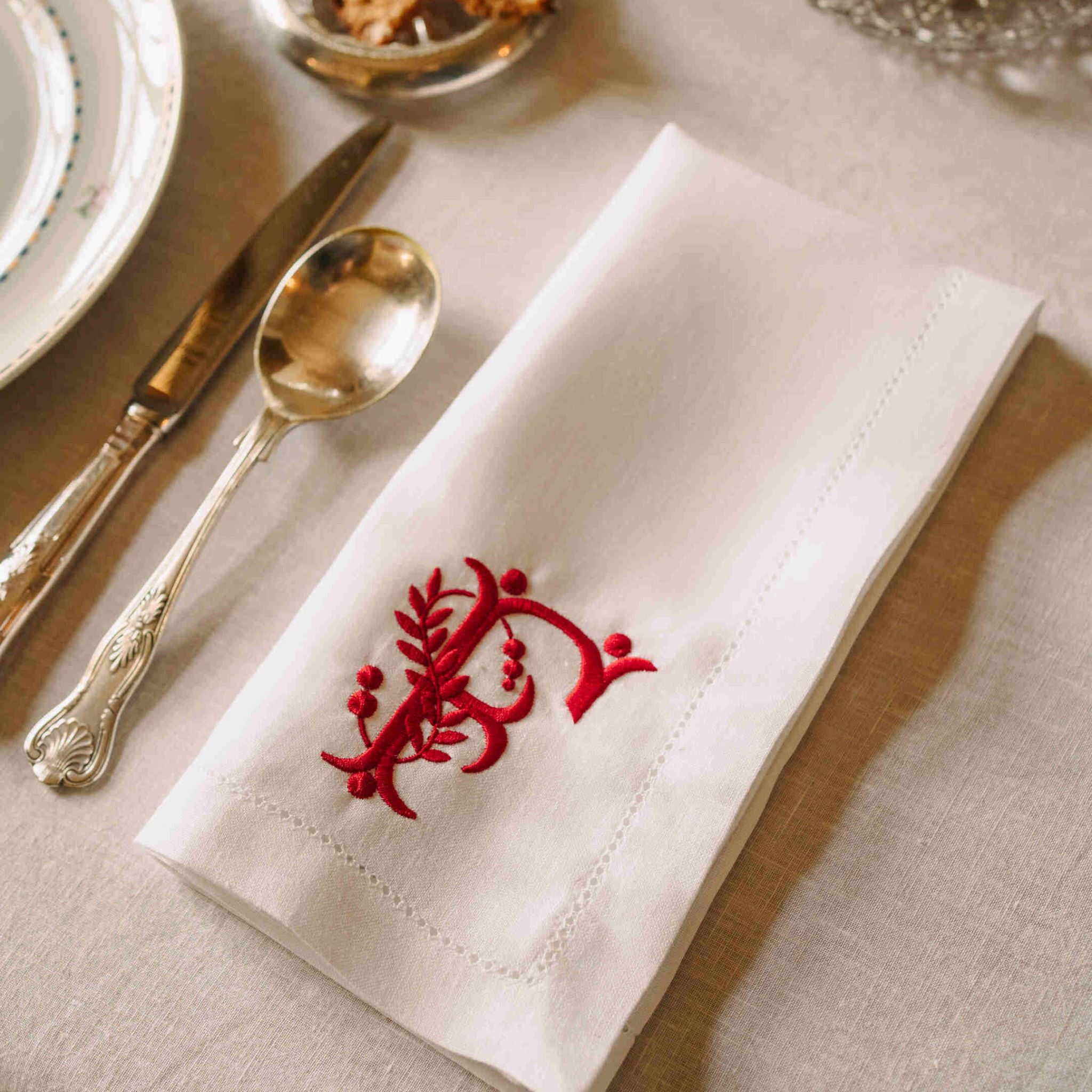 Serviettes de table Mafra avec lettre brodée (Set de 2)