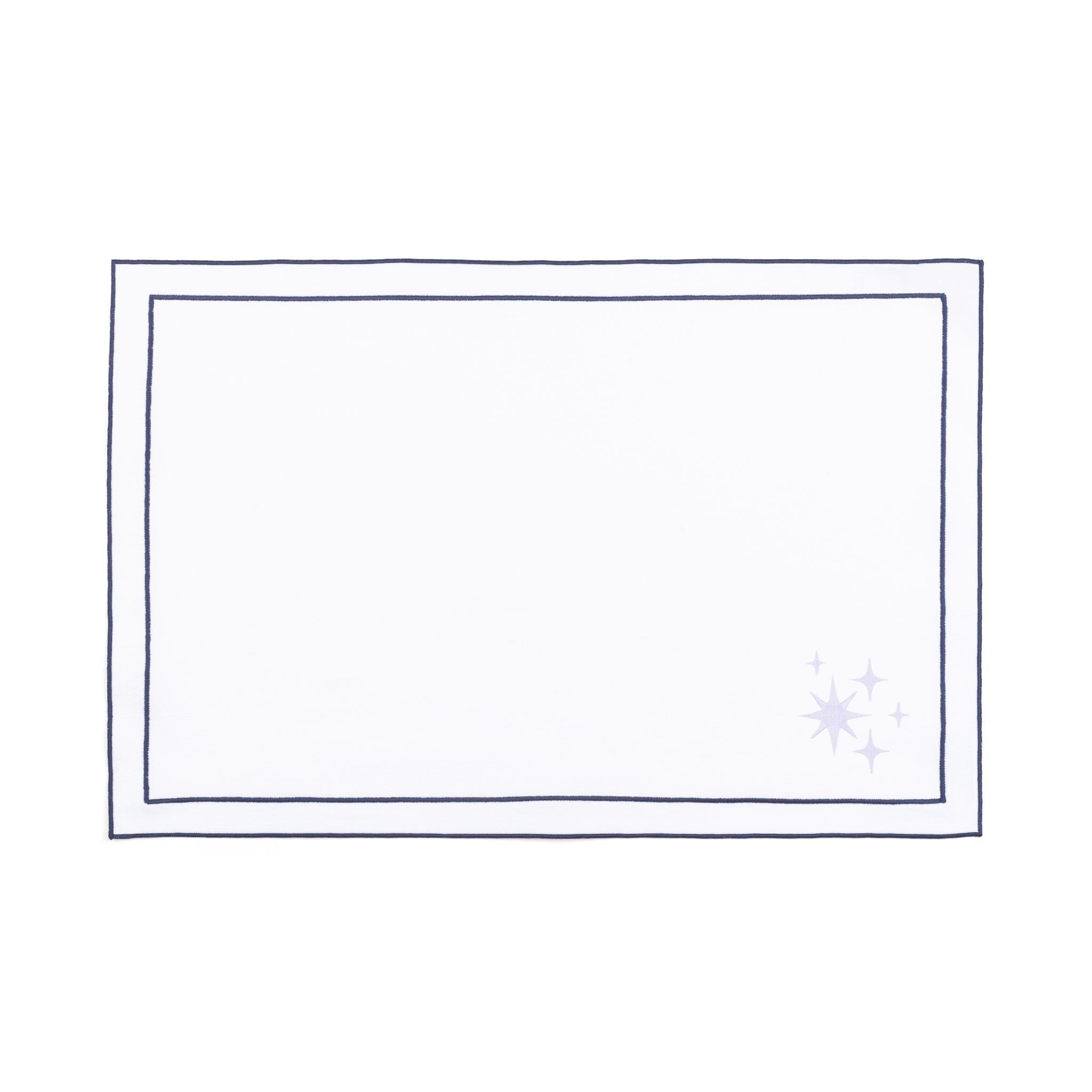Nazaré white cotton table linen with embroidered small Christmas motifs - Torres Novas