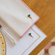 Nazaré white cotton table linen with embroidered Easter motifs - Torres Novas