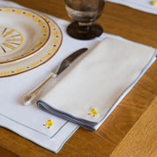 Nazaré white cotton table linen with embroidered Easter motifs - Torres Novas