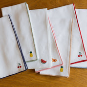 Nazaré white cotton table linen with embroidered fruits - Torres Novas