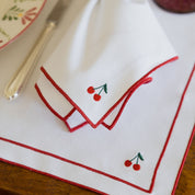 Nazaré white cotton table linen with embroidered fruits - Torres Novas