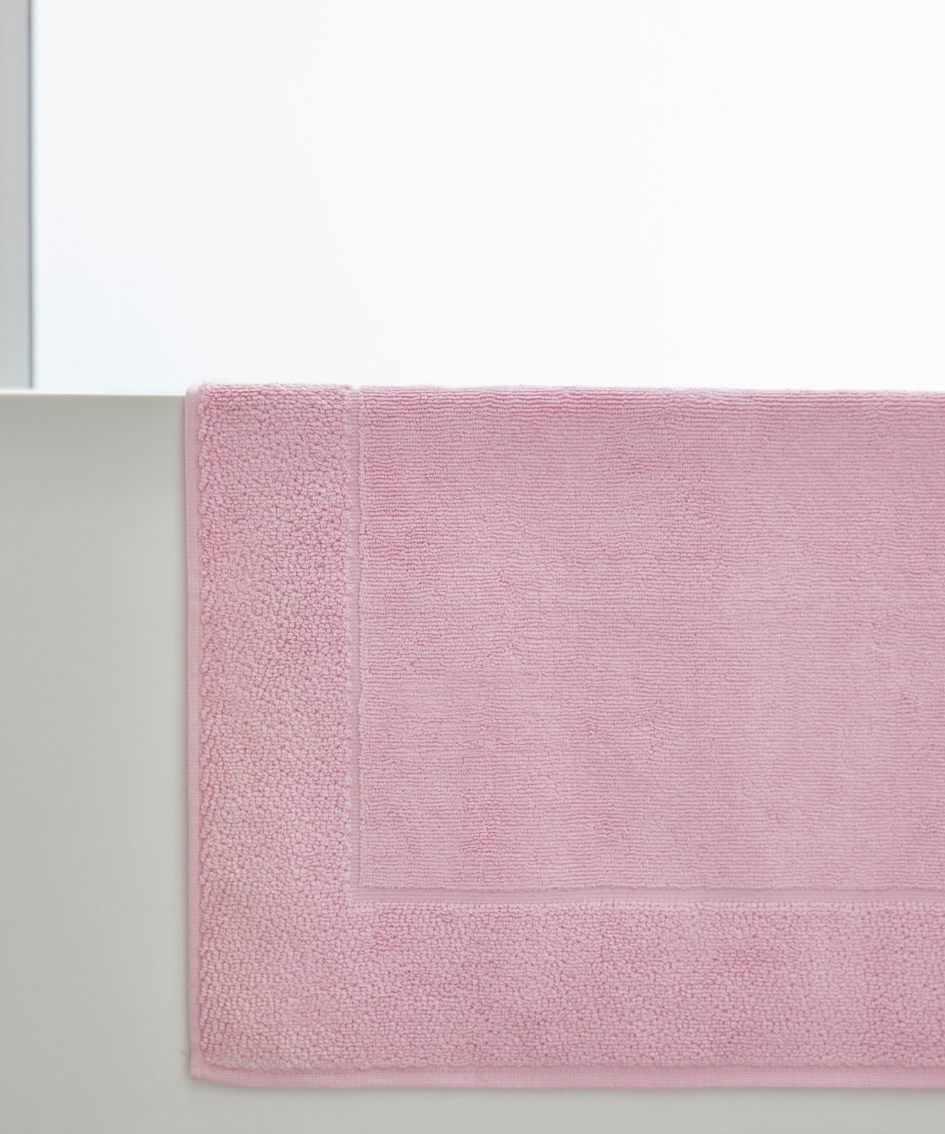 Baby pink bath mat - Torres Novas